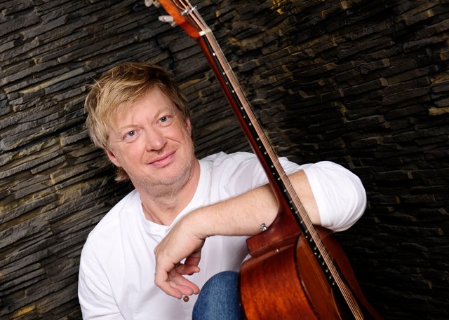 Paddy Schmidt tritt im "Murphy's" auf.