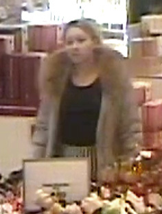 Die Kriminalpolizei fragt nun: Wer kennt die Frau?
Hinweise werden unter Tel. 02331 986 2060 entgegen genommen.