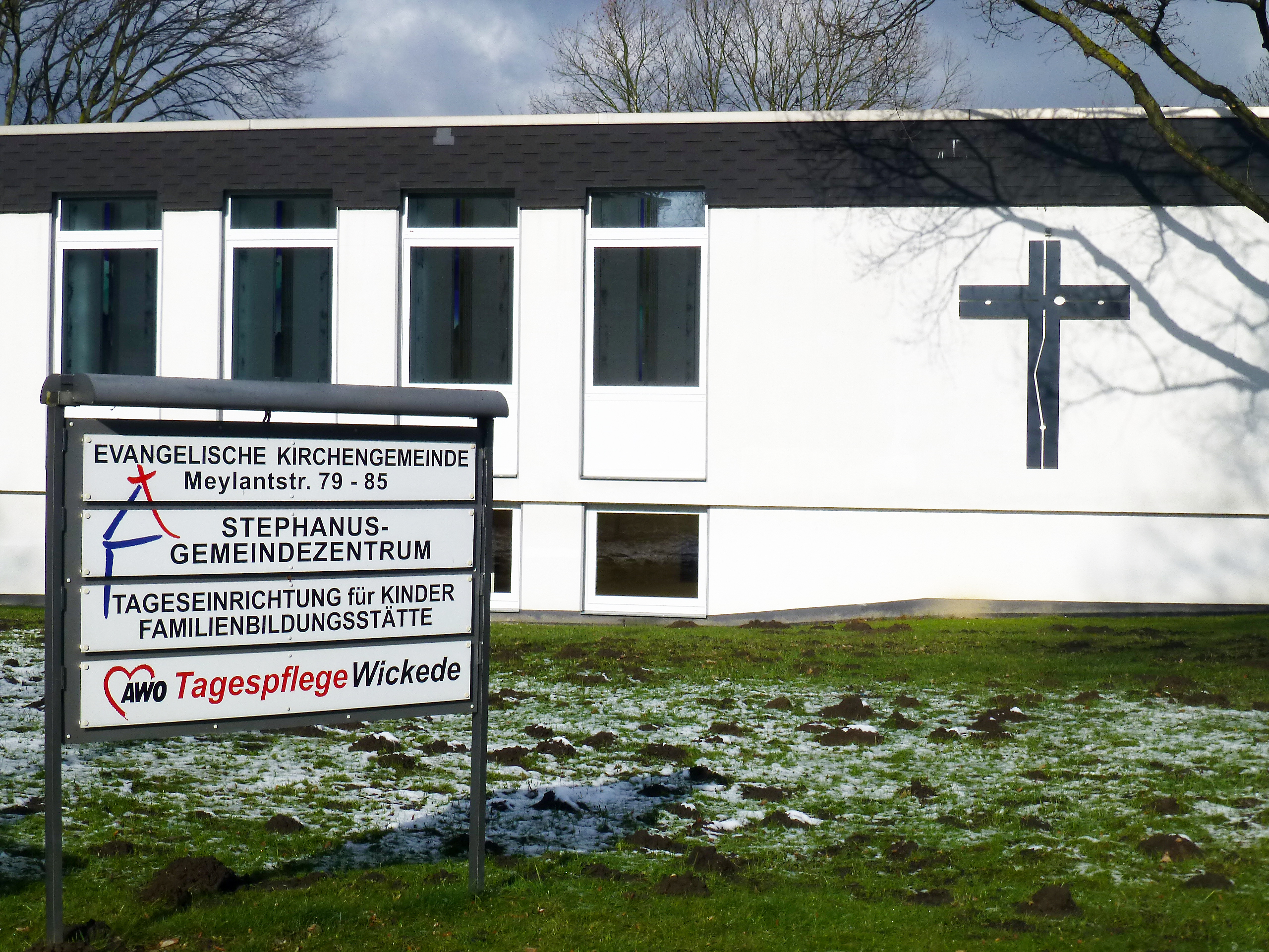 Die Evangelische Familienbildung in Dortmund ist mit ihrer Wickeder Nebenstelle ansässig im Stephanus-Zentrum im Meylantviertel.