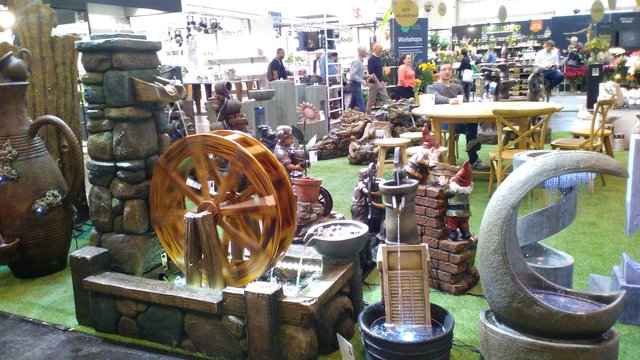 Nicht nur Pflanzen, sondern auch Dekorationen für den Garten wurden auf der IPM ESSEN 2019 vorgestellt.