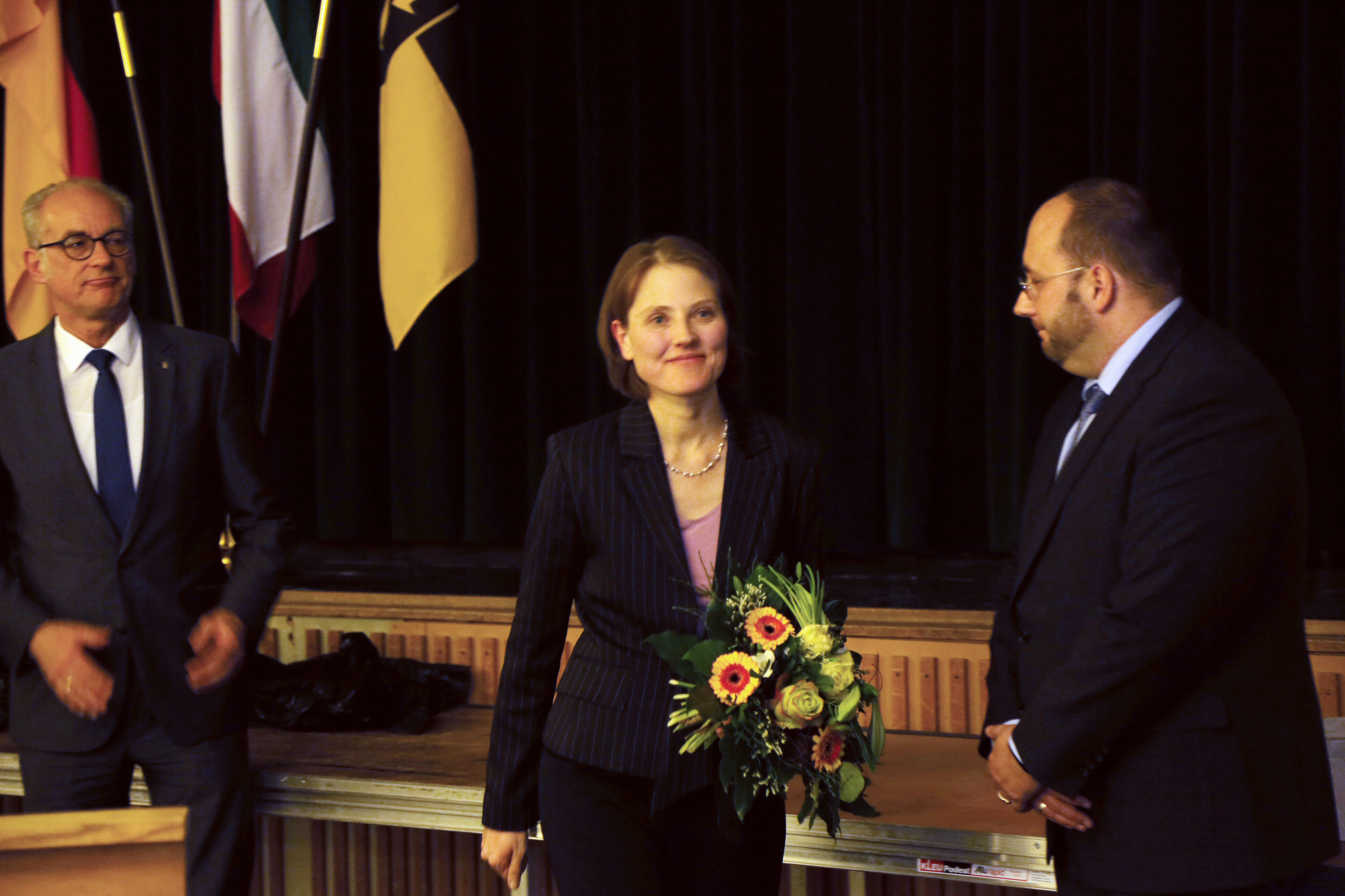 Stefanie Kißmer verlor die geheime Abstimmung um die Beigeordnetenstelle im Hemeraner Rathaus knapp mit 19:23 Stimmen gegen ihren Konkurrenten Sven Frohwein (re.).