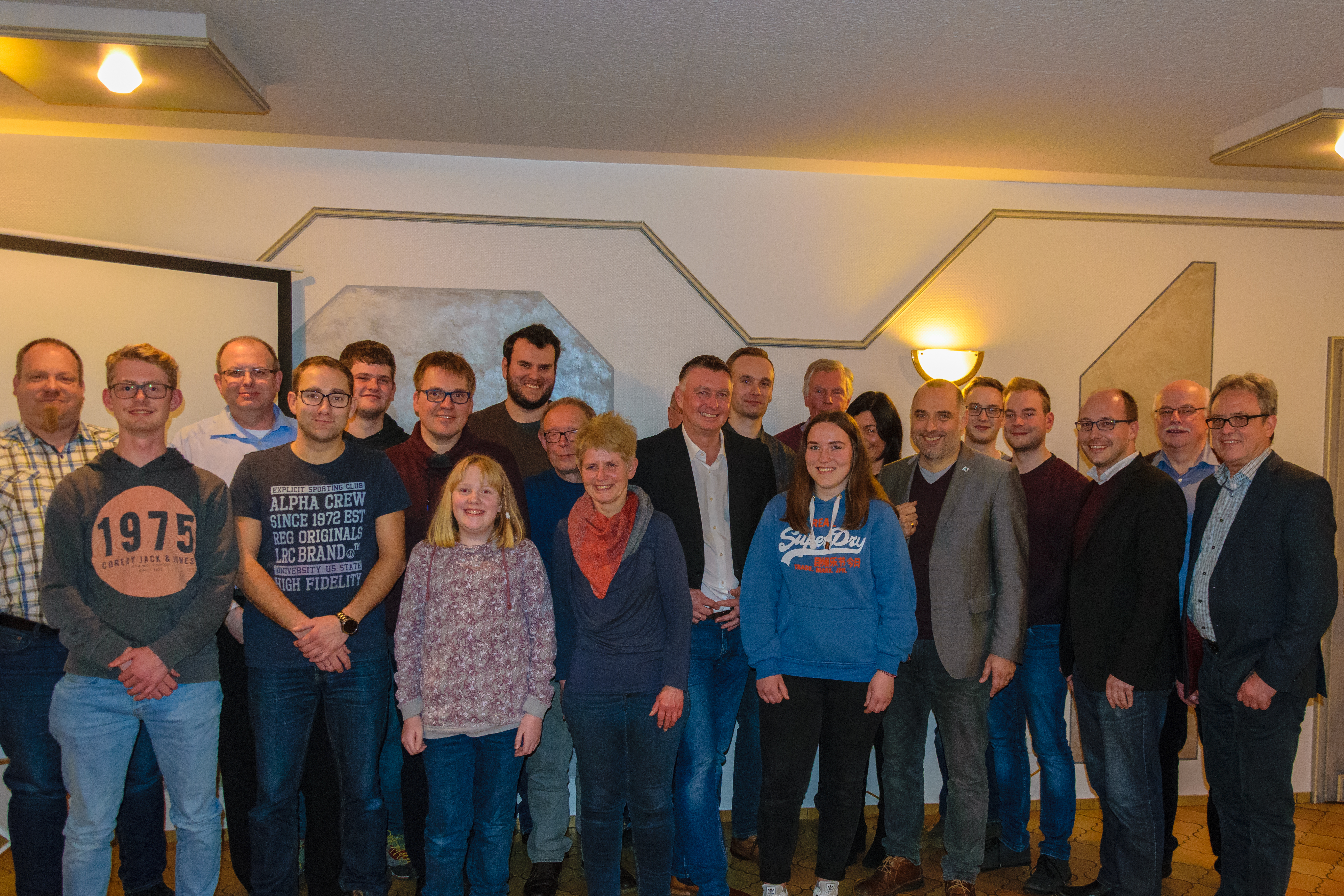 Alle Teilnehmer am Fotowettbewerb der SPD in Bruchhausen trafen sich zum Prämierungsabend in der Dorfschänke Körner.