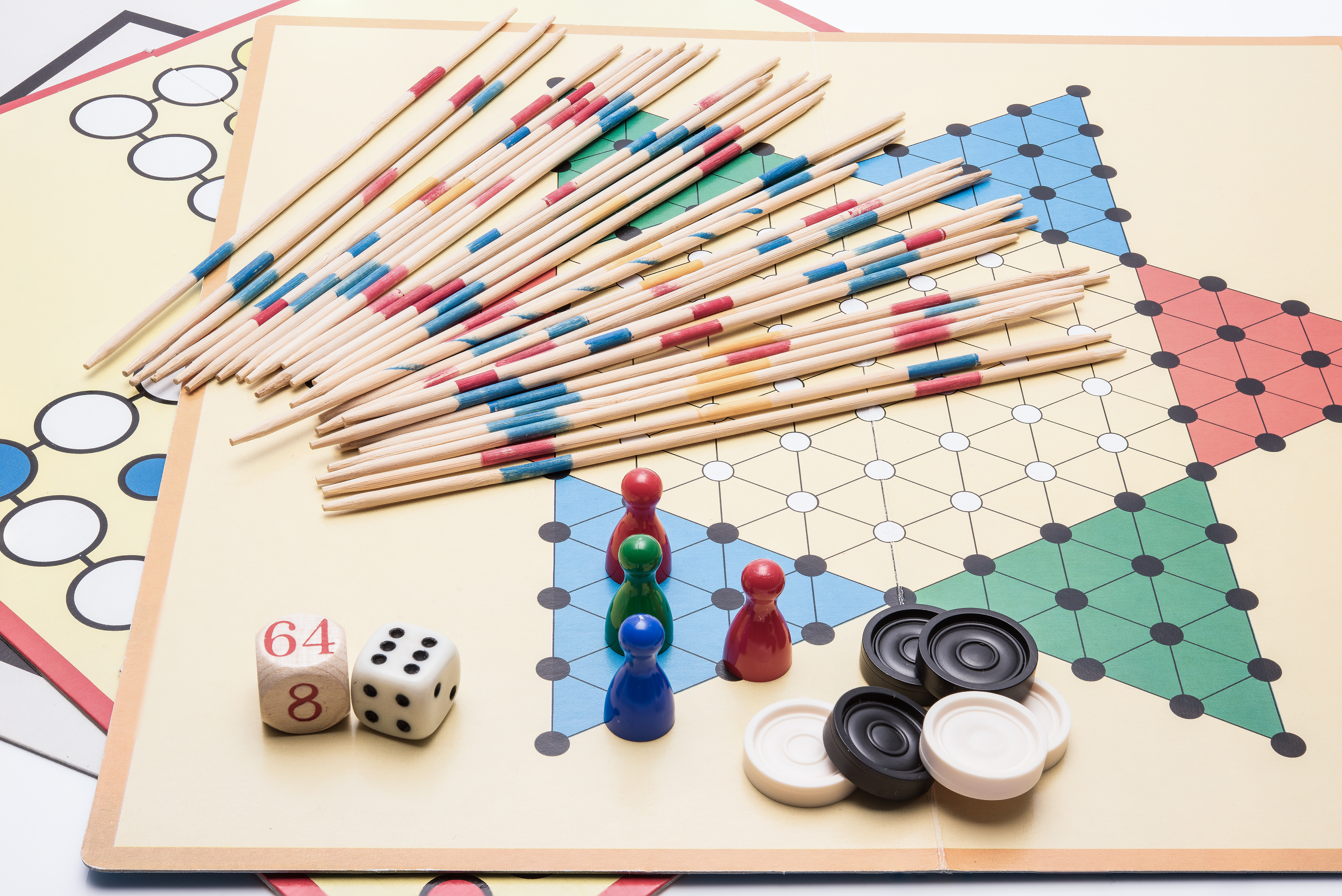 Spielenachmittag für Kinder von 6 bis 13 Jahren.