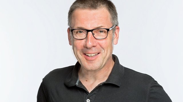 Der bekannte Ökonom Prof. Dr. Niko Paech ist bei der Auftaktveranstaltung der neuen KuN-Vortragsreihe "Wie wollen wir leben? - Wie müssen wir planen?" am 8. März zu Gast im Drüpplingser Dorfgemeinschaftshaus.Foto: Veranstalter