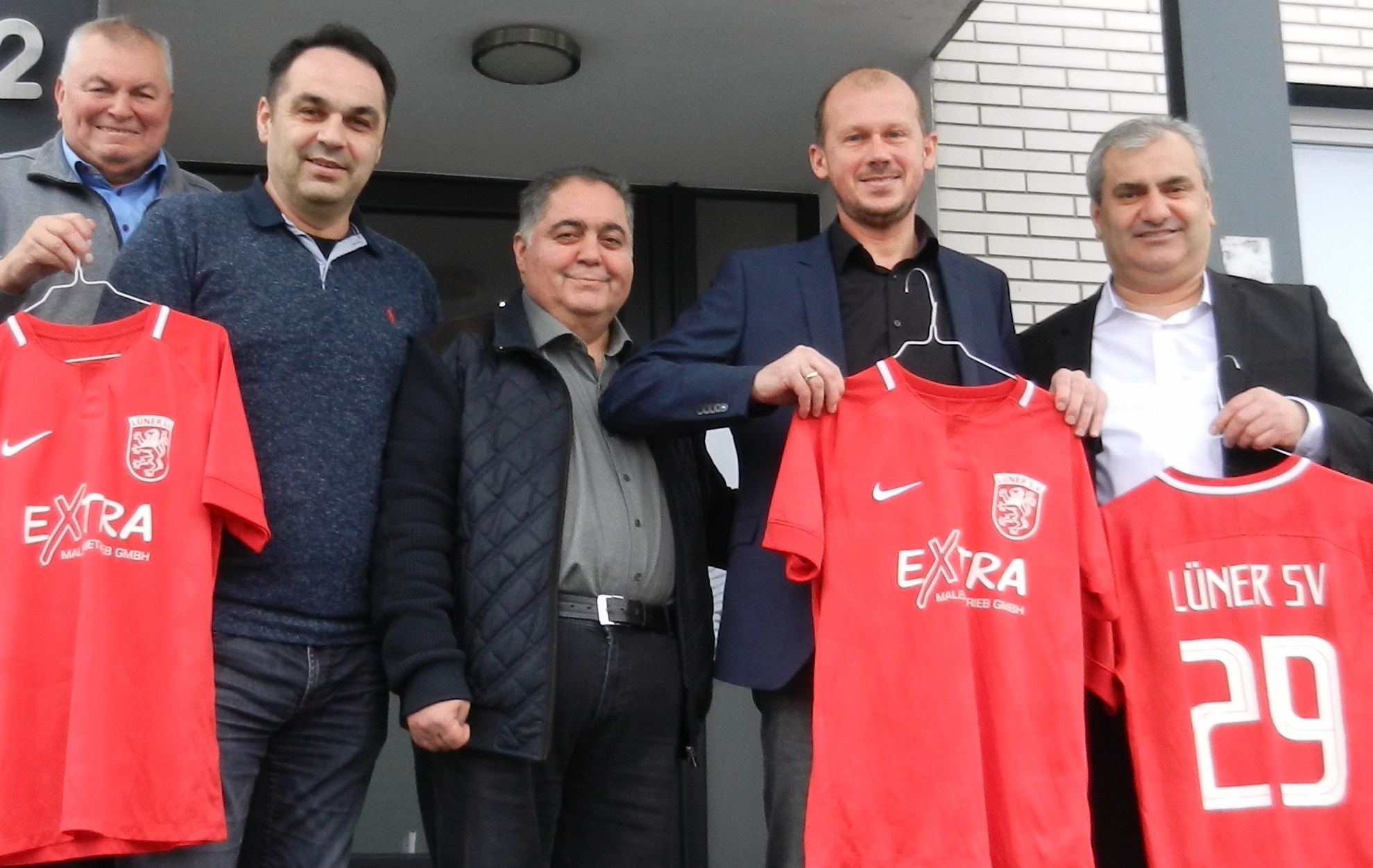 Trainer-Vorstellung mit (v. r.) Vorsitzenden Imdat Acar, Coach Marc Woller, Geschäftsführer Cemil Arpaci, Vorstandsmitglied Samir Sabanovic und Pressesprecher Reinhold Urner