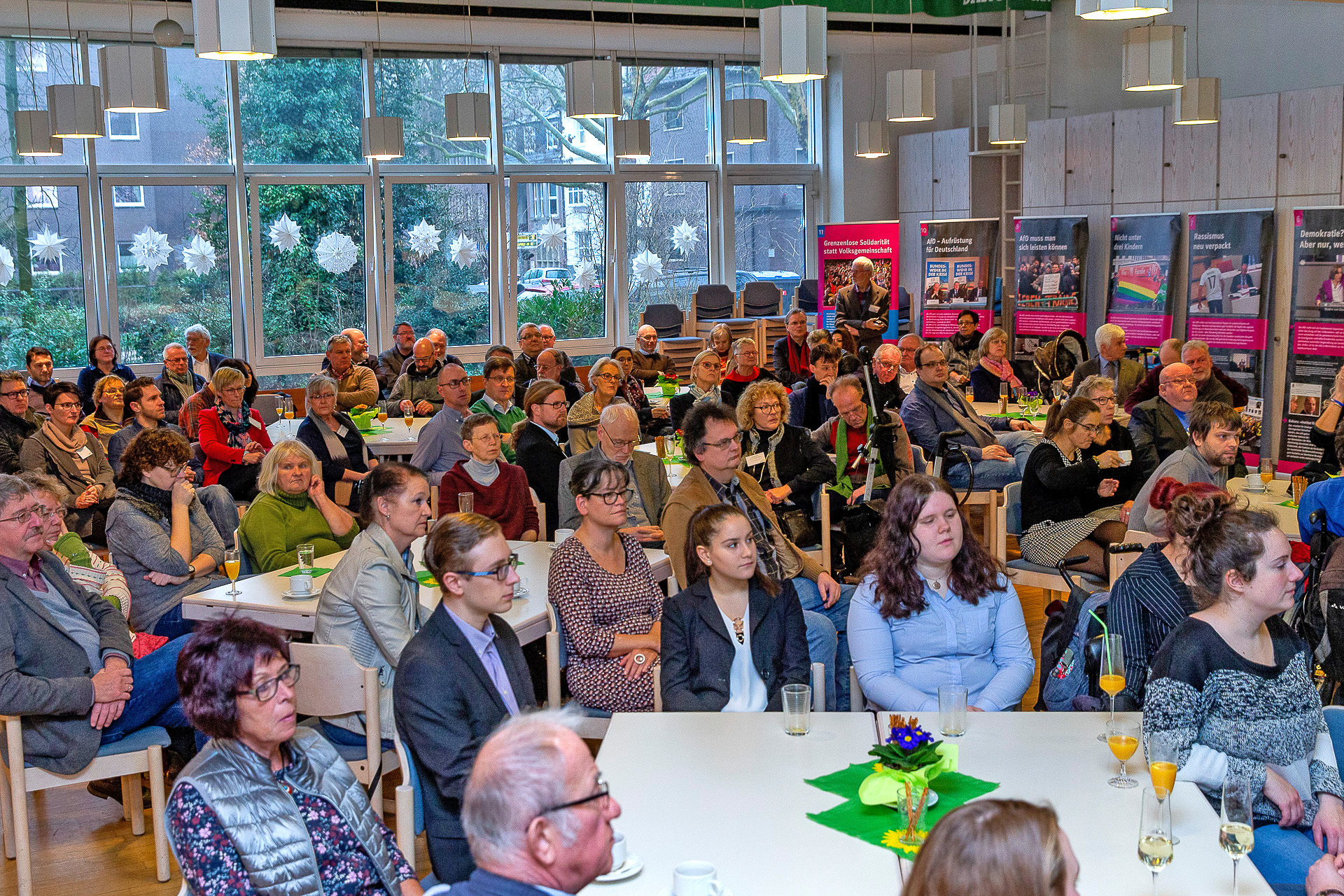 Viele Interessierte folgten der Einladung zum Grünen-Neujahrsempfang in das evangelische Gemeindehaus in der Altstadt. Foto: Gerd Kaemper