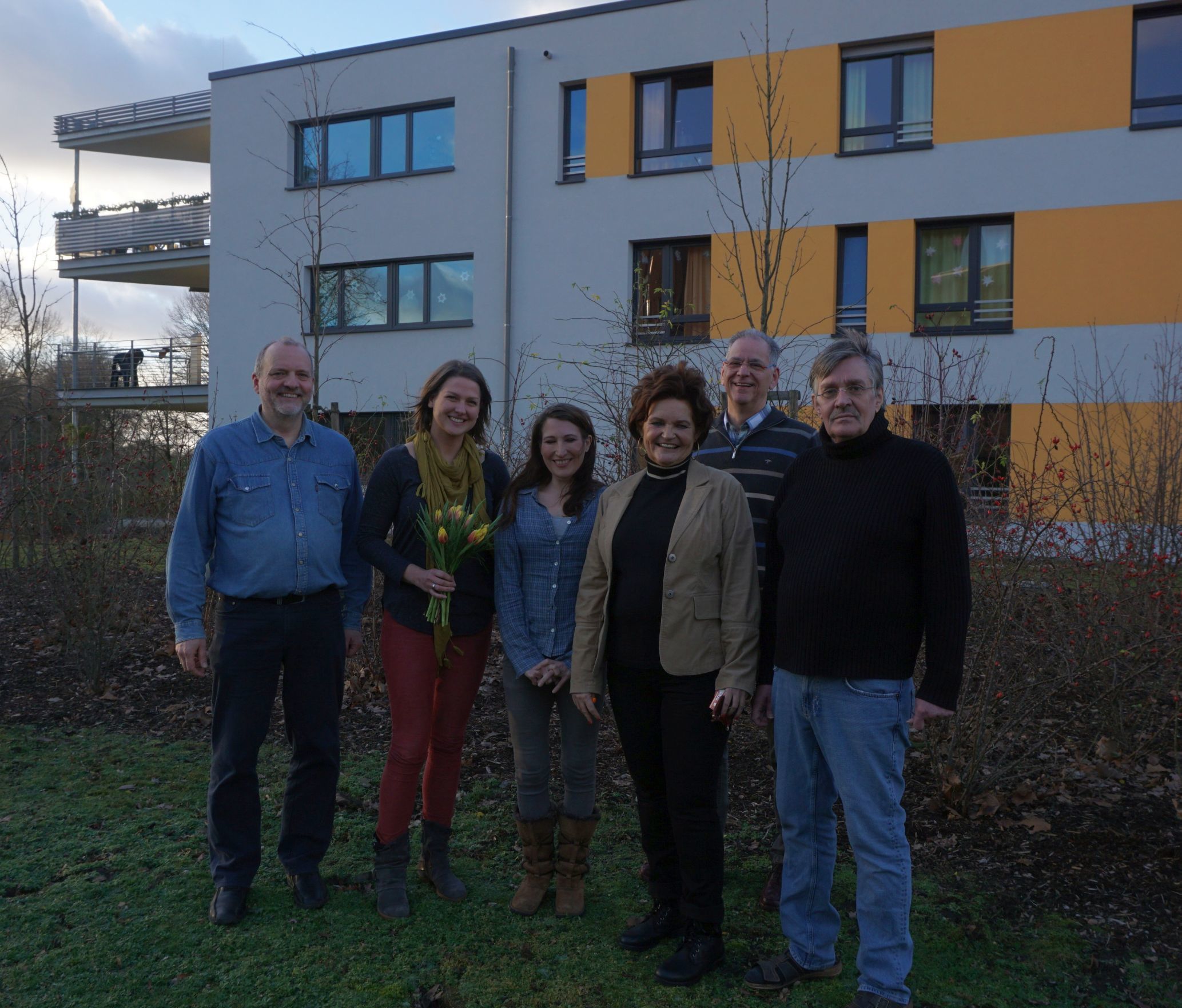 Empfingen Kristina Wolff herzlich (Stefan Rütsch, Martina Winter, Sanja Switala( beide Bewohnerrat), Herbert Wiengarten und Joachim Radecki (Bewohnerrat).