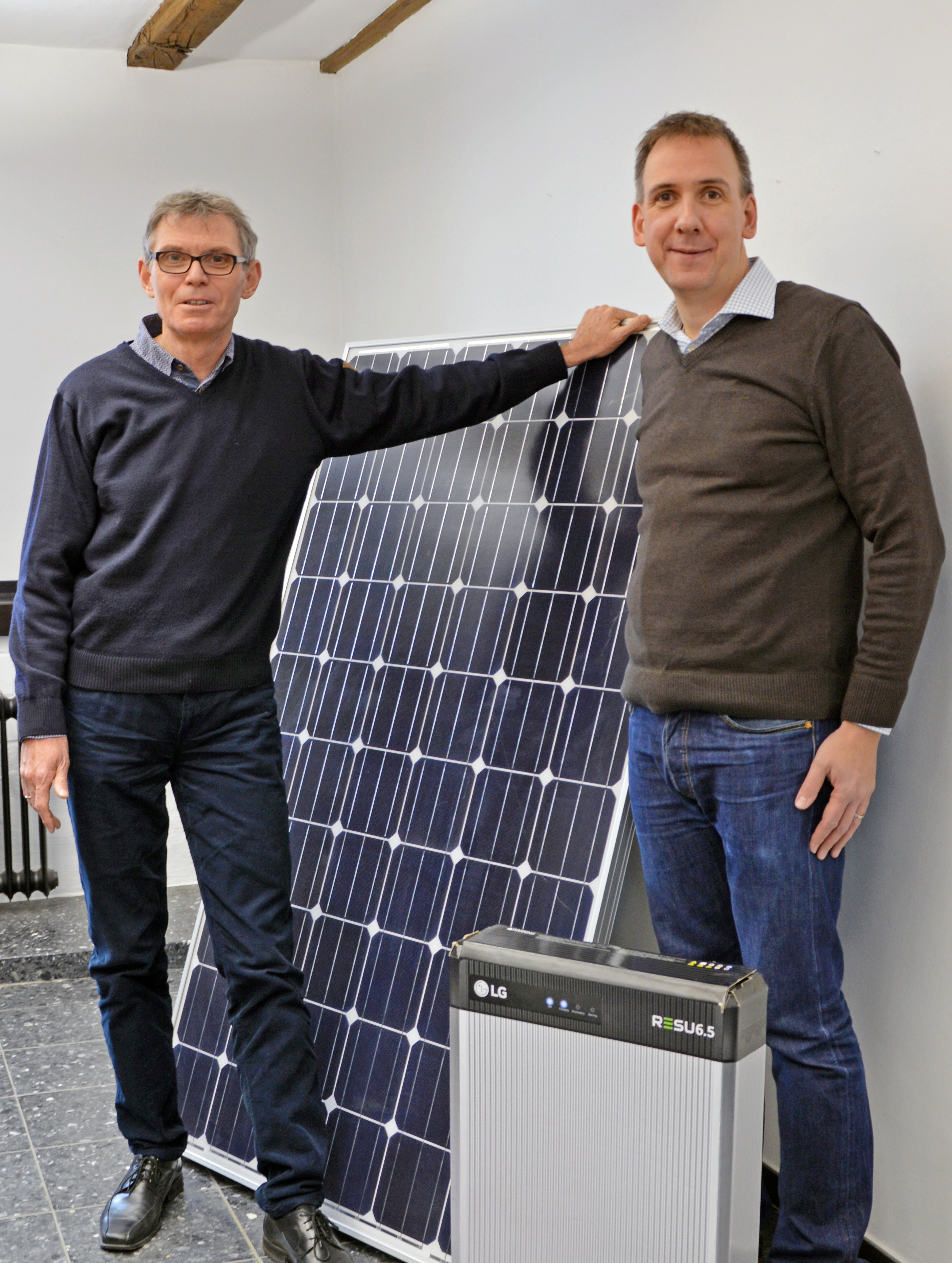 Michael Scheidtmann, Geschäftsführer der Stadtwerke Heiligenhaus, und Jens Matics, Leiter Energiedienstleistungen, möchten die Beteiligung an der Energiewende für alle Bürger möglich machen.
