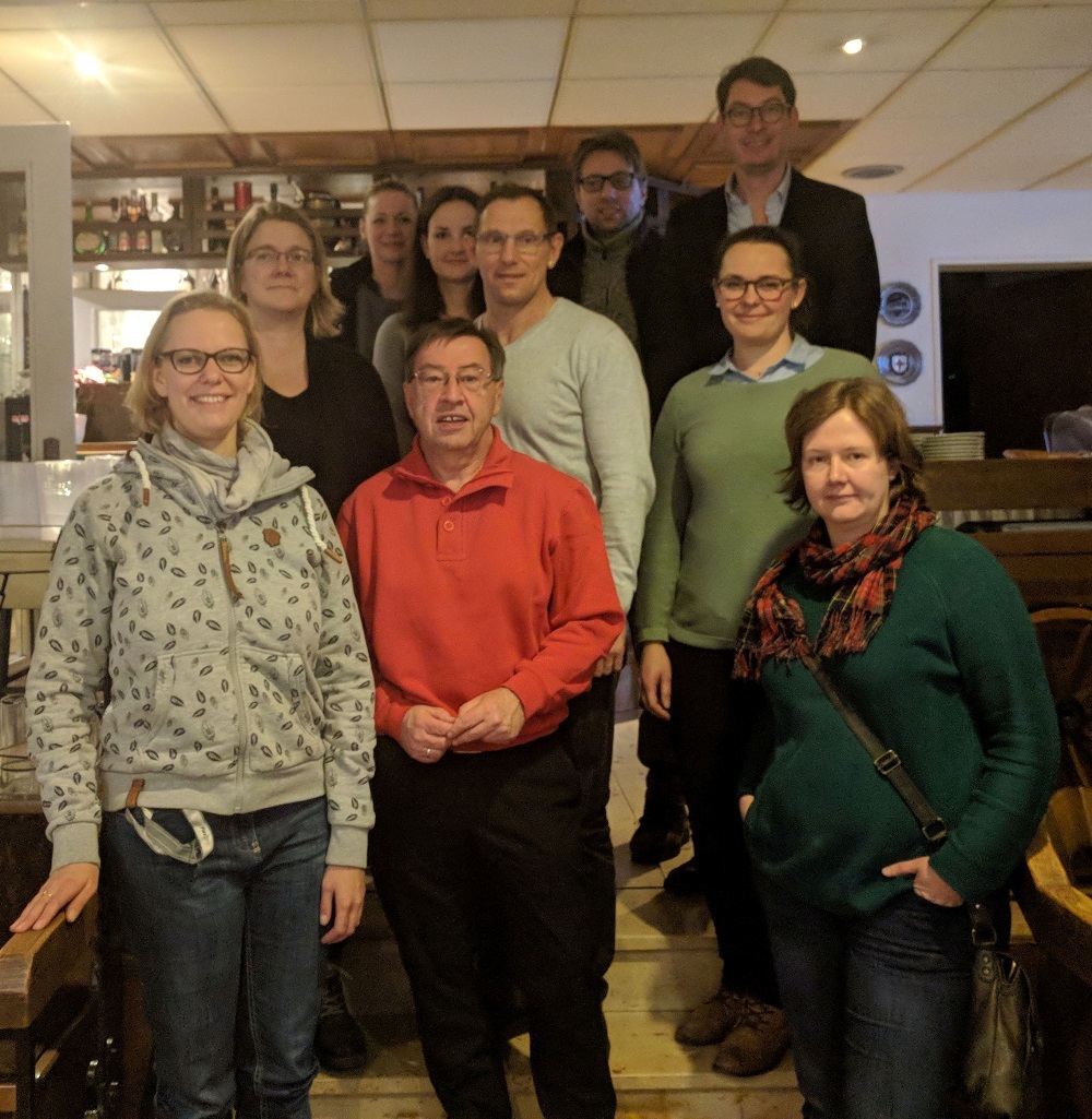 Das Projektteam mit Heinz-Dieter Düdder (vorne: 2.v.l.) hat mit den Vorbereitungen für "Körne blüht auf" begonnen.