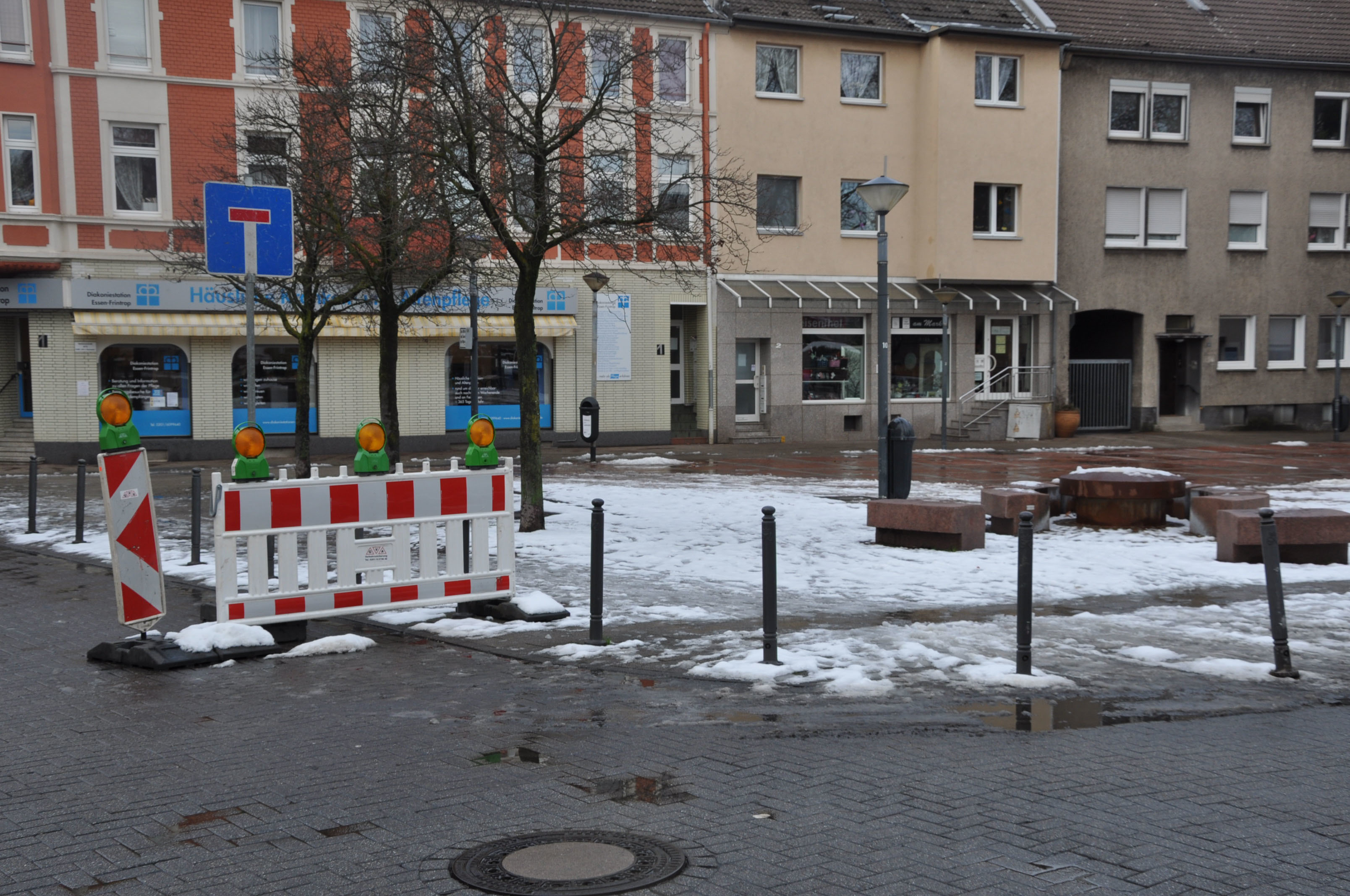 Bis hinunter zum Marktplatz werden die Mitfahrerbänke über den gesamten Höhenweg verteilt. Die Genehmigung für ihre Installation liegt nach langen Monaten des Wartens nun endlich vor.