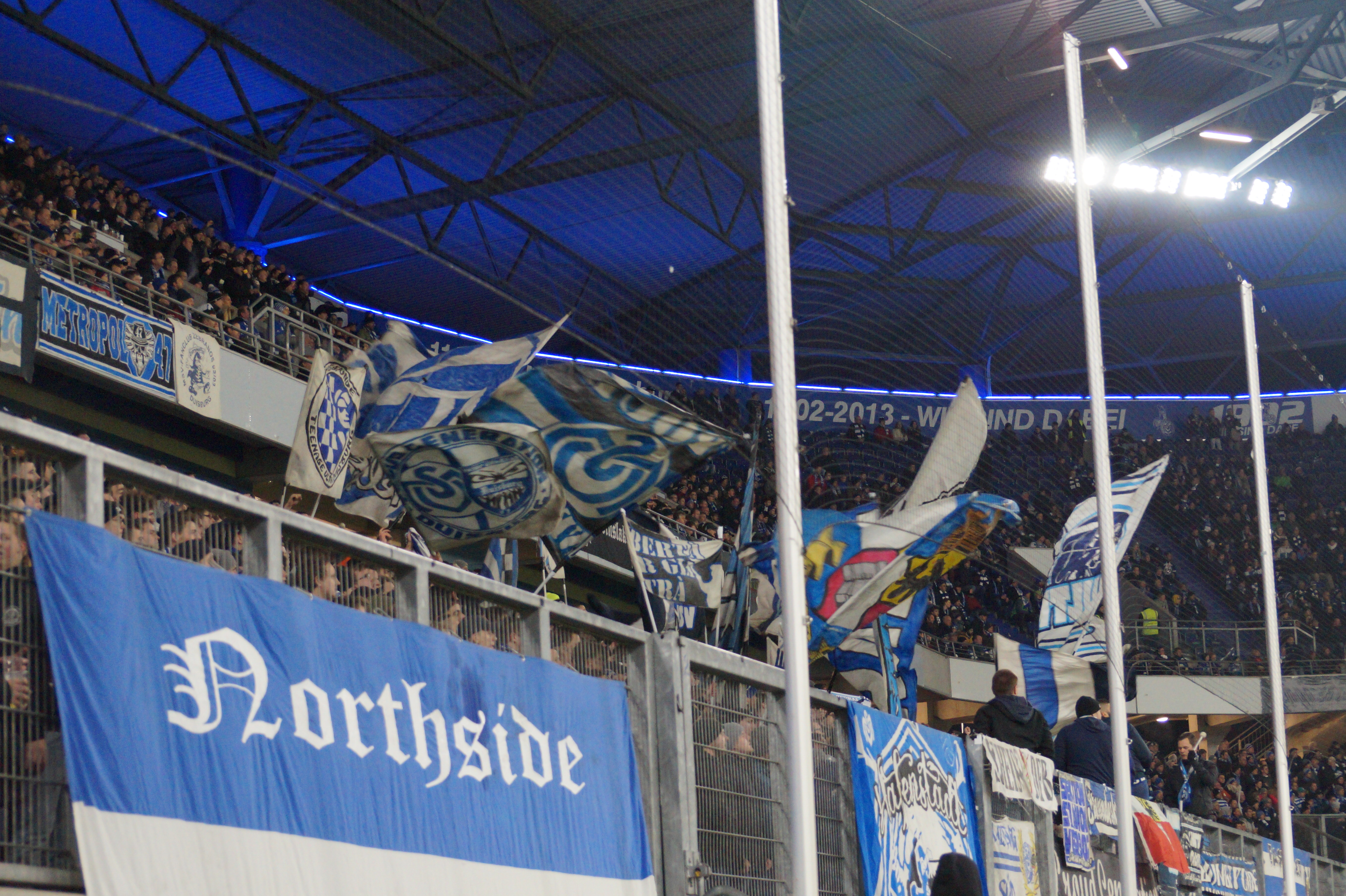 Auf die Unterstützung der eigenen Fans konnten sich die Spieler des MSV auch dieses Mal wieder verlassen. Am Ende war die Enttäuschung nach dem Ausscheiden riesig. Vereinzelte Pfiffe waren zu hören.