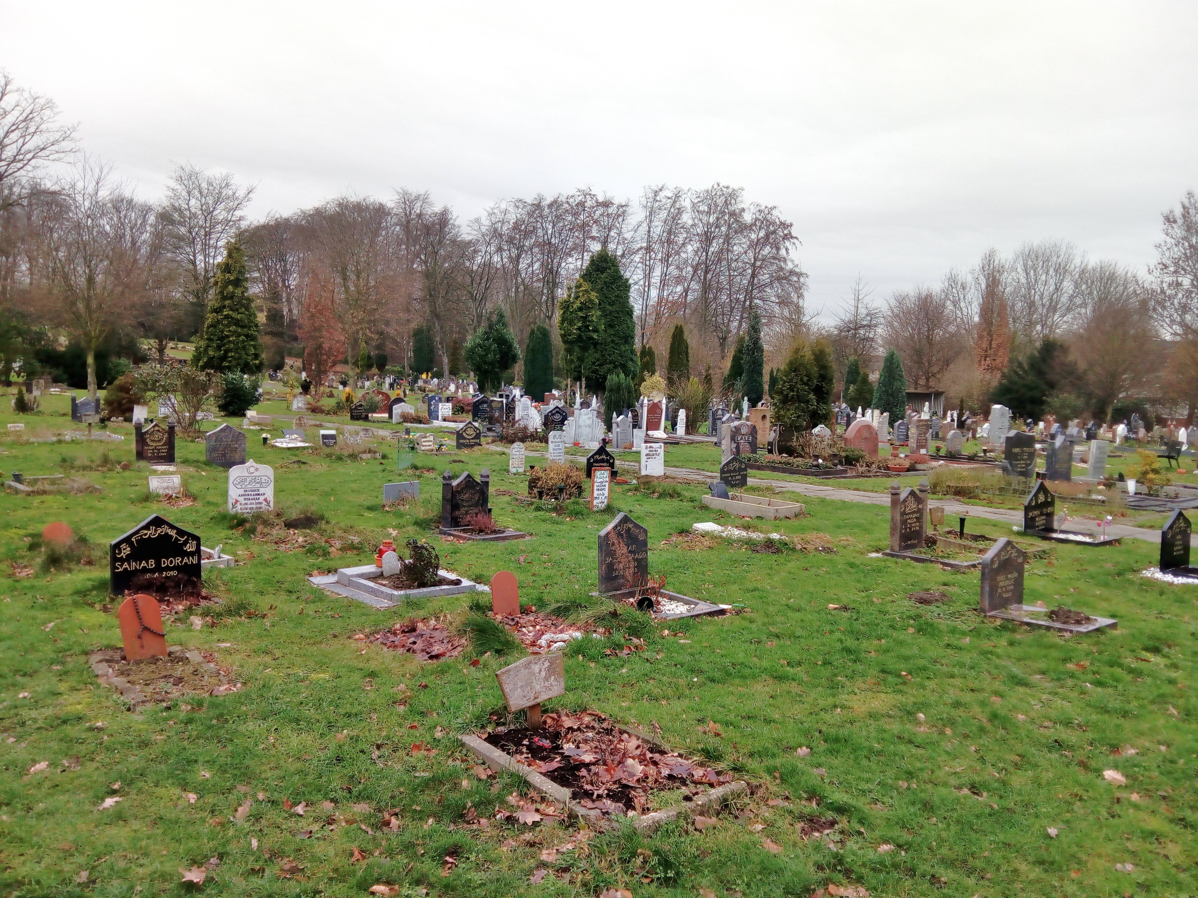 Eines der beiden islamischen Gräberfelder auf dem städtischen Friedhof am Hallo in Schonnebeck