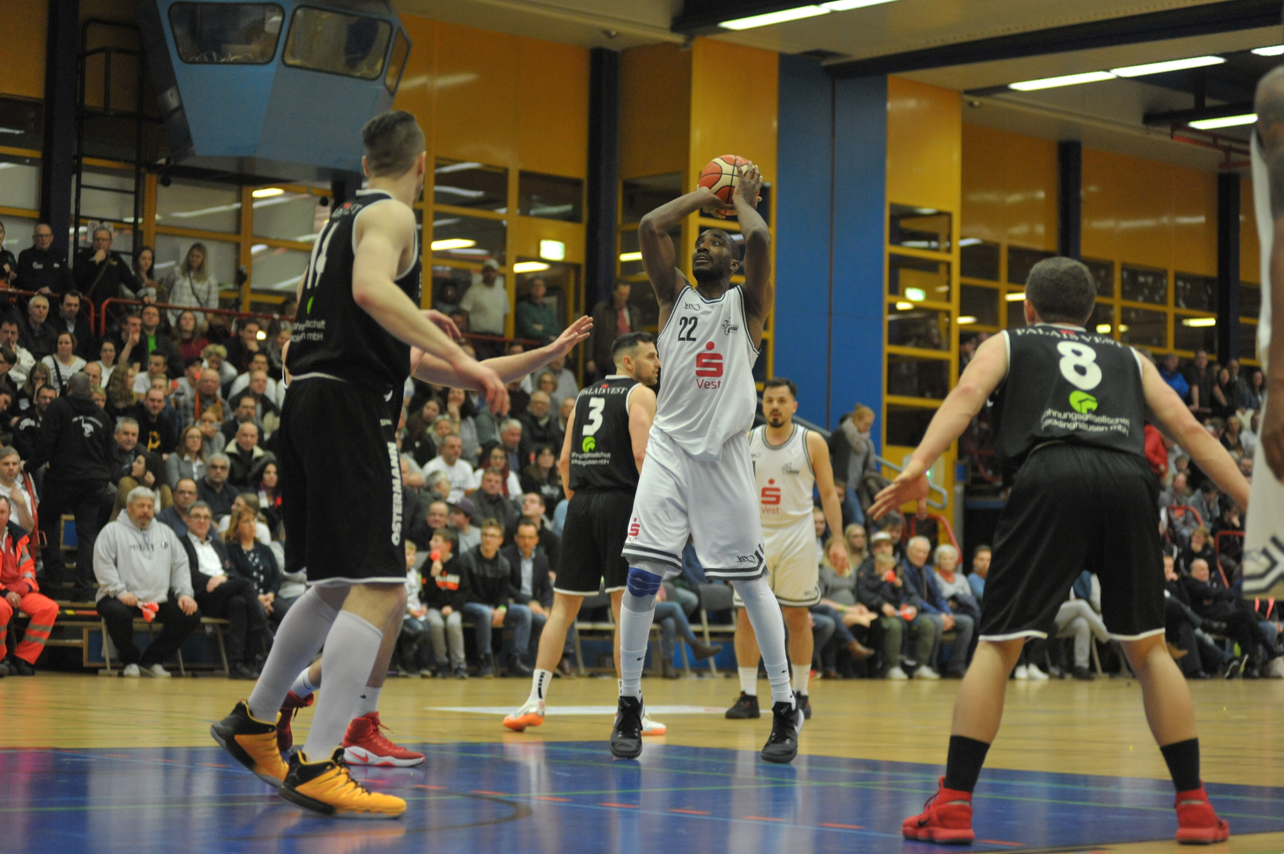 Punktete stark gegen die Herforder: Ryon Howard.Foto: ST