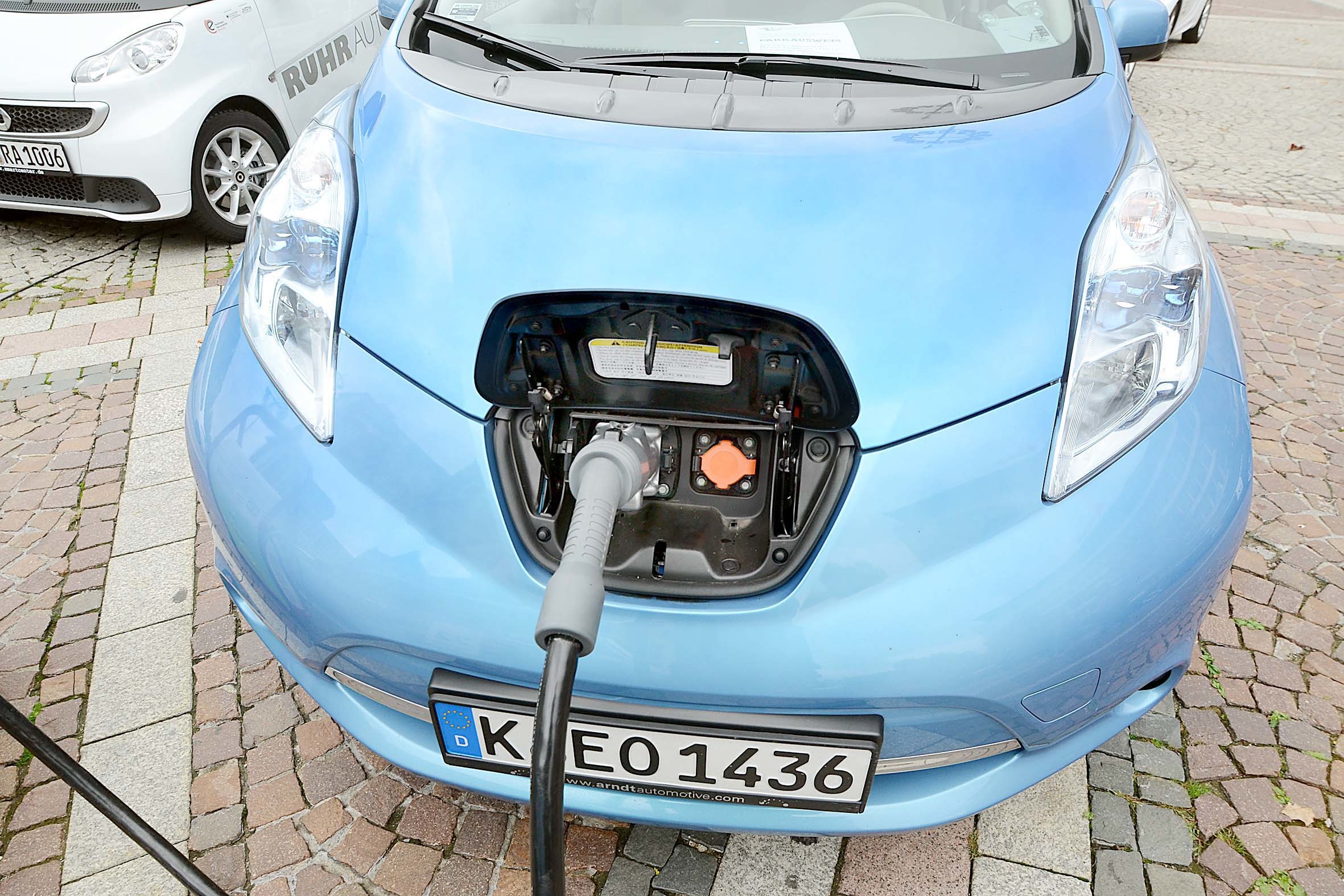 Die Anschaffung von Elektromobilen von Unternehmen fördert seit Anfang Februar die Landesregierung.