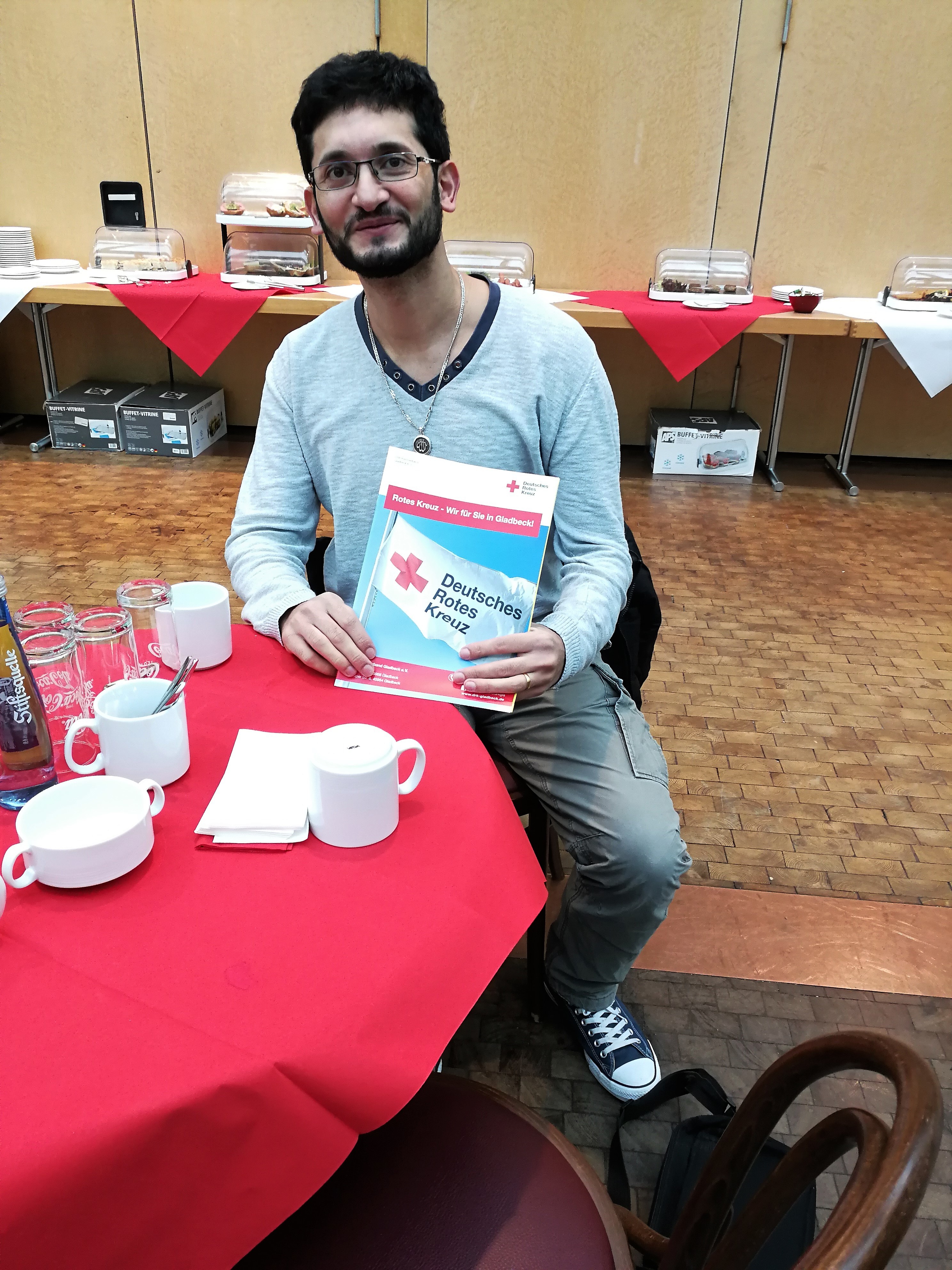 Erstspender Hikmet Süner - Vorsitzender des Vereins Smile e.V. - Vielen Dank für die Blutspende.