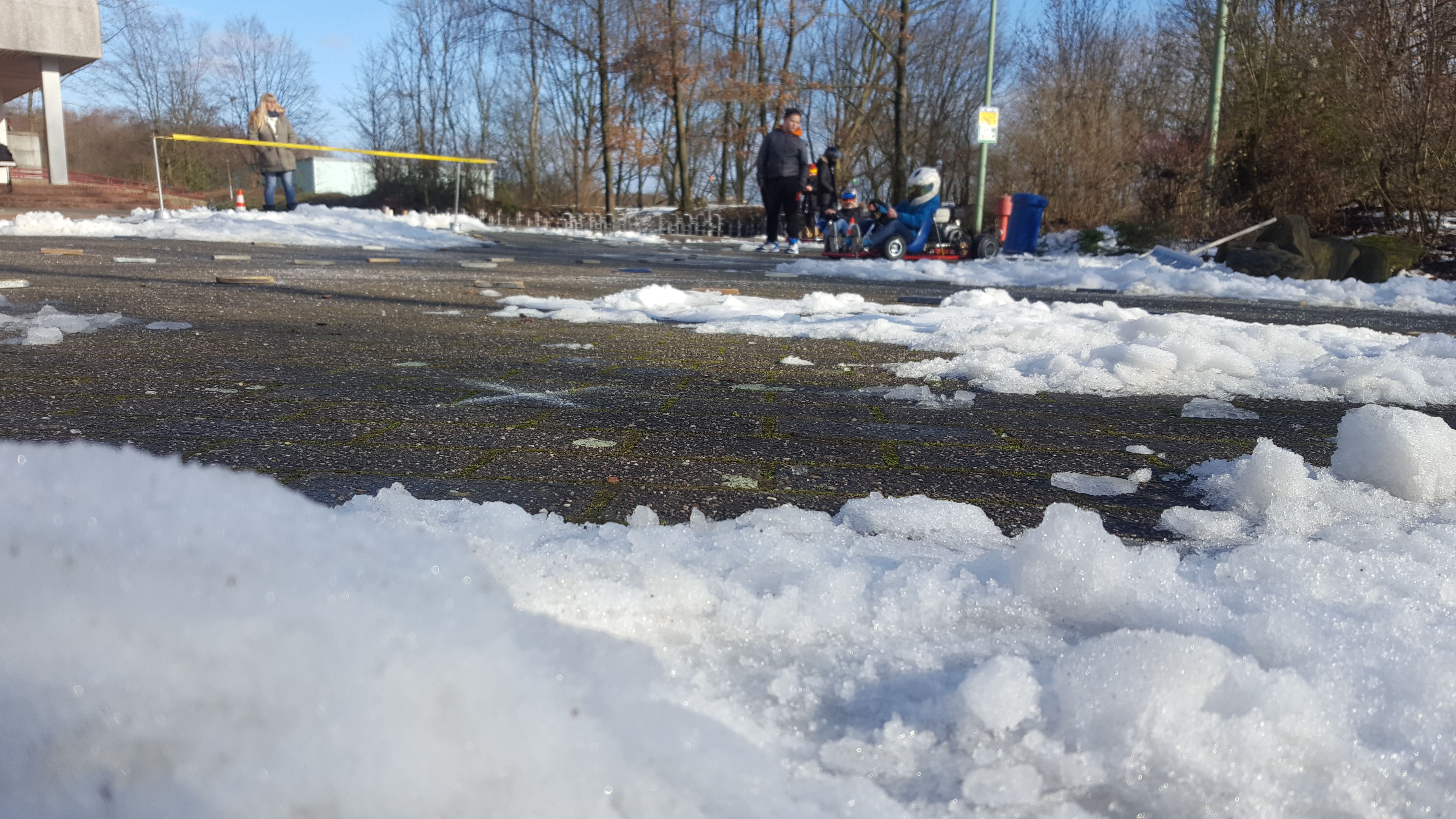 Schnee und Eis hielten die Jugendgruppe des MSC Herten nicht vom Training ab.