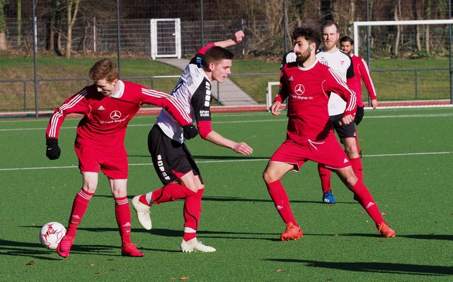 Die Kettwiger Reserve holte sich einen souveränen 3:0-Erfolg.
Foto: Bangert