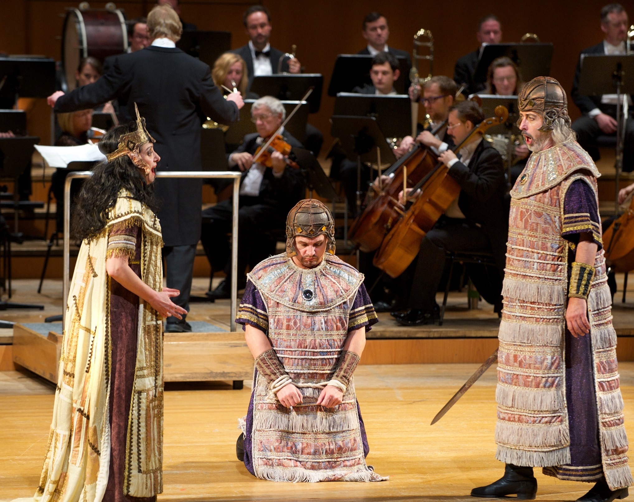 Eine andere Zeit, ein anderer Ort: Die Verdi Opern gelten als musikalische und optische Leckerbissen.