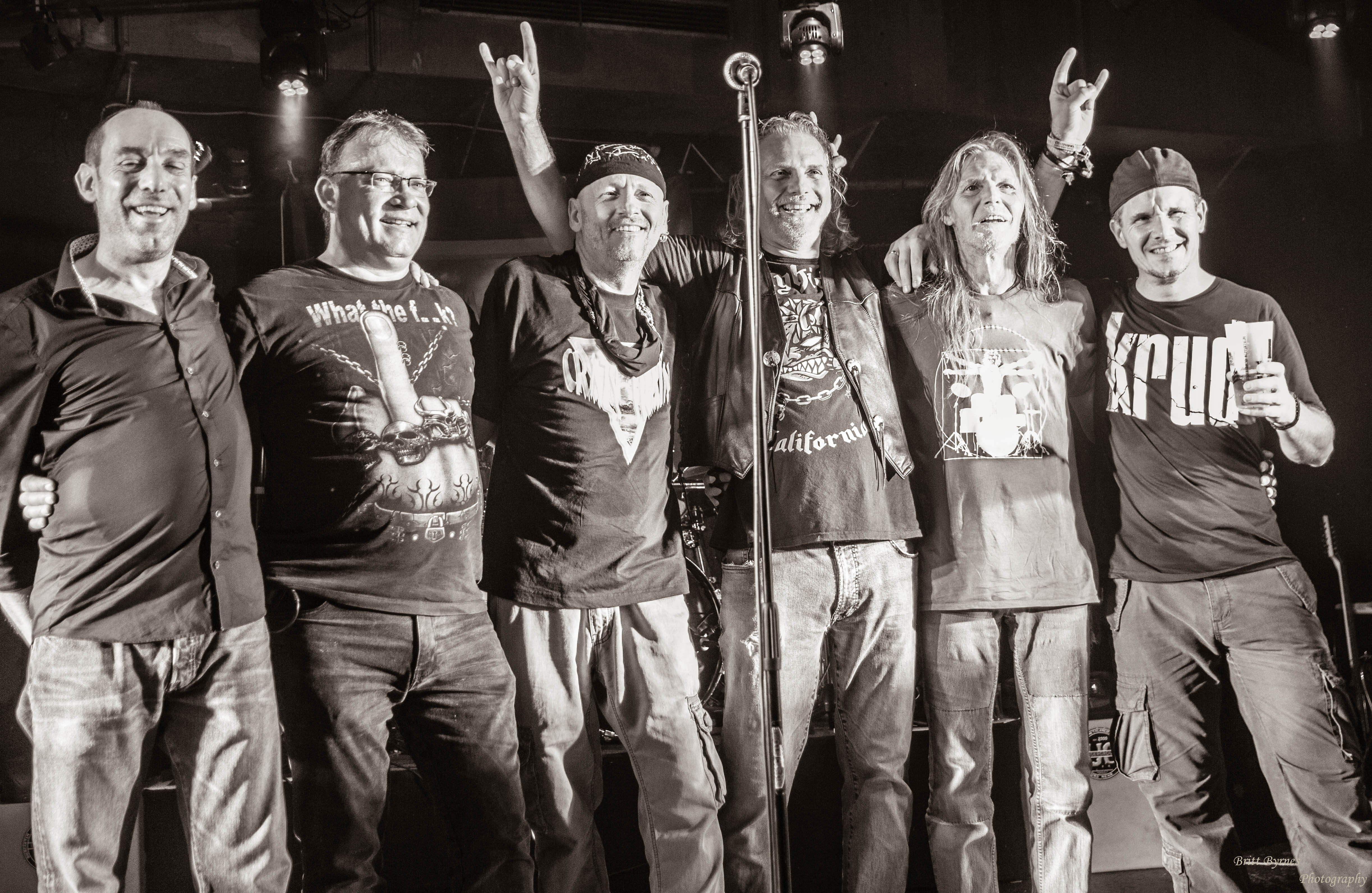 Die Band "Crazy Train" kommt aus Wuppertal.