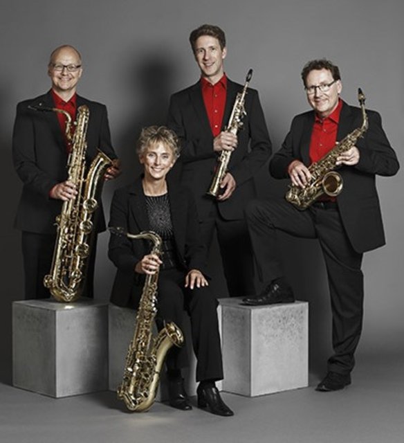 Das Foto zeigt das Pindakaas Saxophon Quartett, das seit 30 Jahren auf der Bühne steht. Foto: Friedhelm Krischer