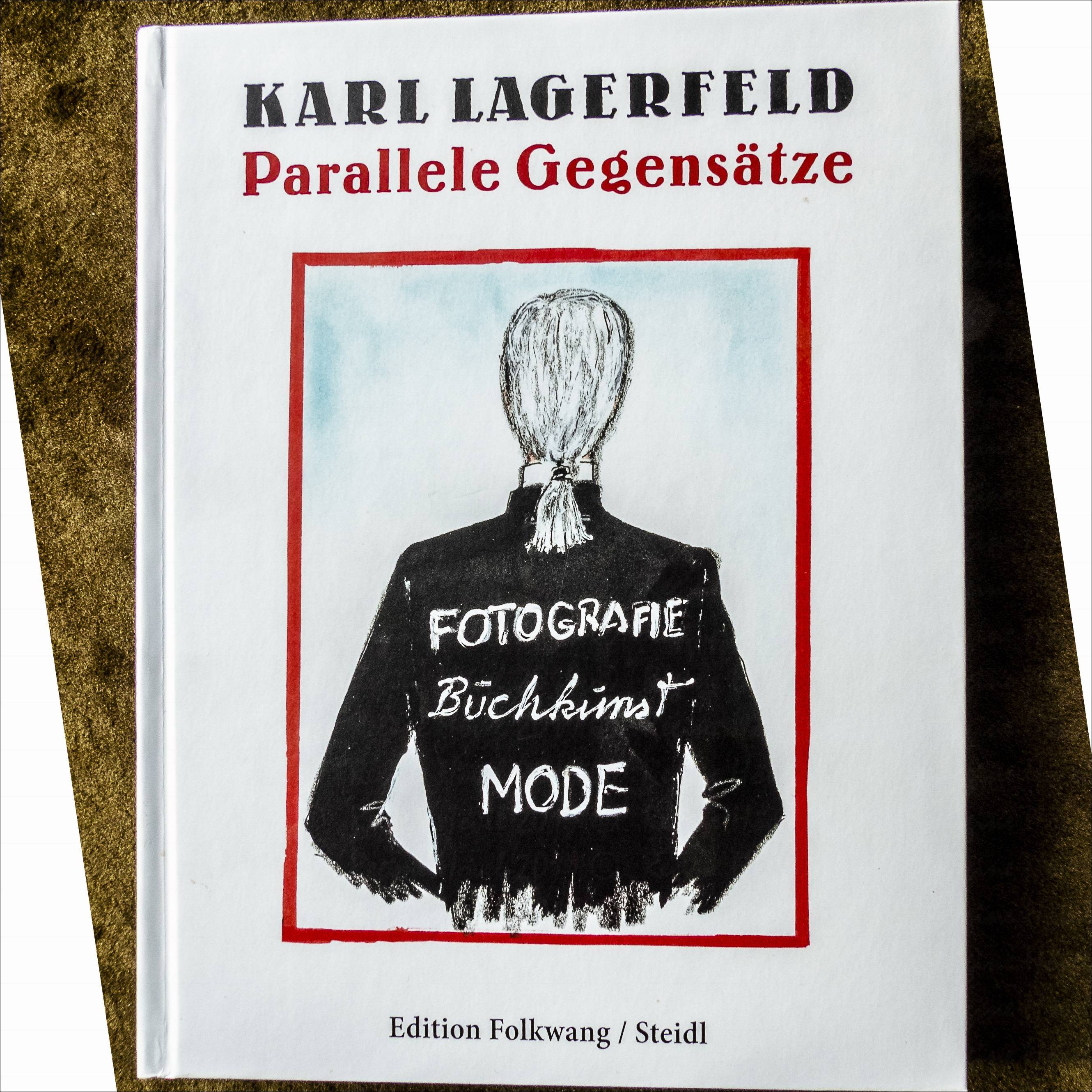 Karl Lagerfeld - Ausstellungskatalog 2014 -bitte weiterblättern →