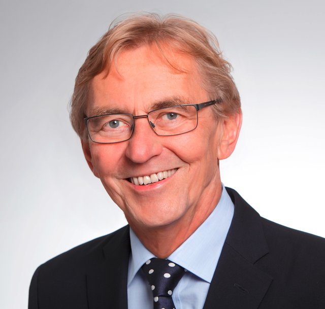 Dr. Peter Paul Ahrens