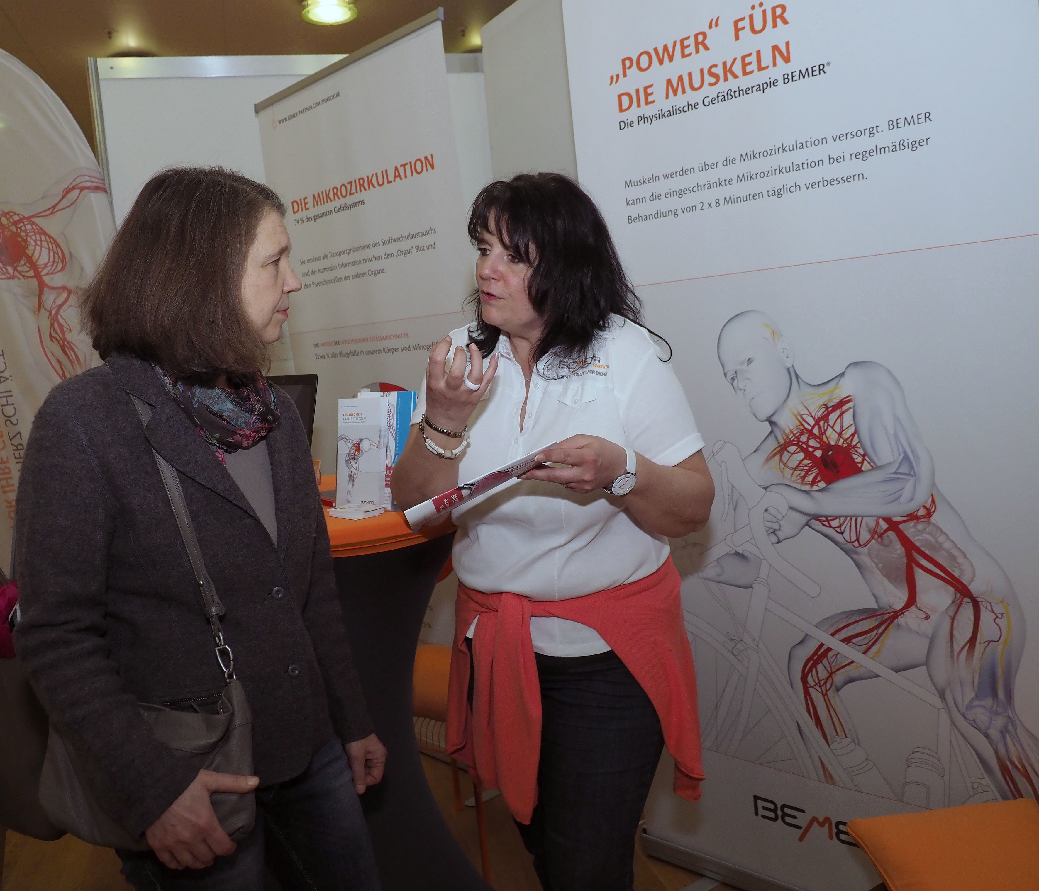 An zahlreichen Info-Ständen der Ruhr Medicinale konnten sich die Besucher ganz hautnah über neue Verfahren der Medizin informieren.