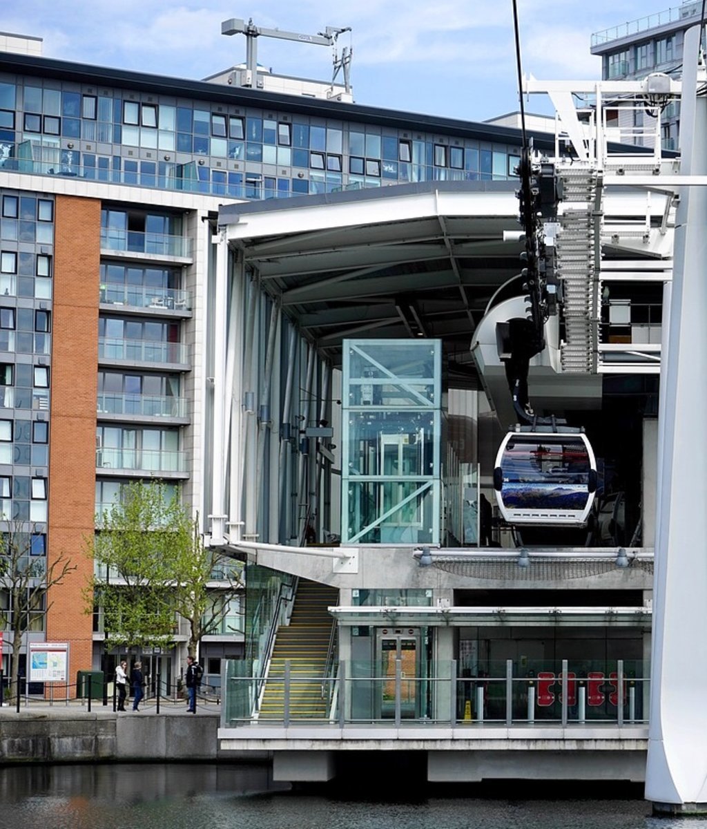 Eine Seilbahn wie diese für Essen? Was manchen als verfrühter Aprilscherz erscheint, ist für andere ein praktikabler Vorschlag.