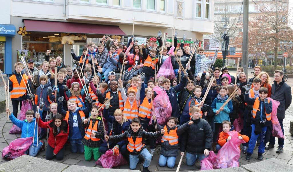 Das Gymnasium Borbeck hat sich bereits mehrfach unter die SauberZauberer gemischt.