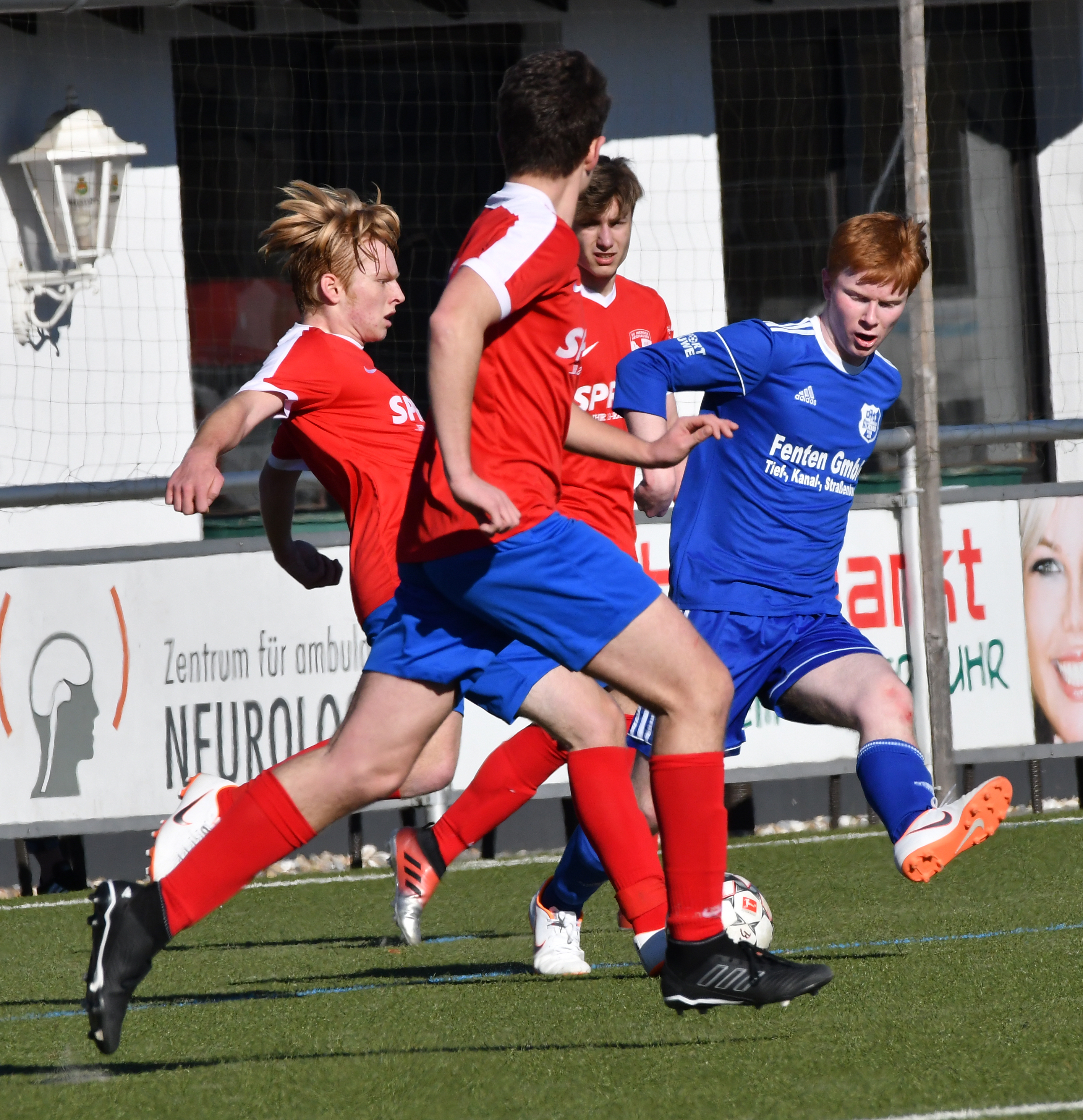 In Mintard holten sich die A-Junioren Big Points im Abstiegskampf.
Foto: Bangert