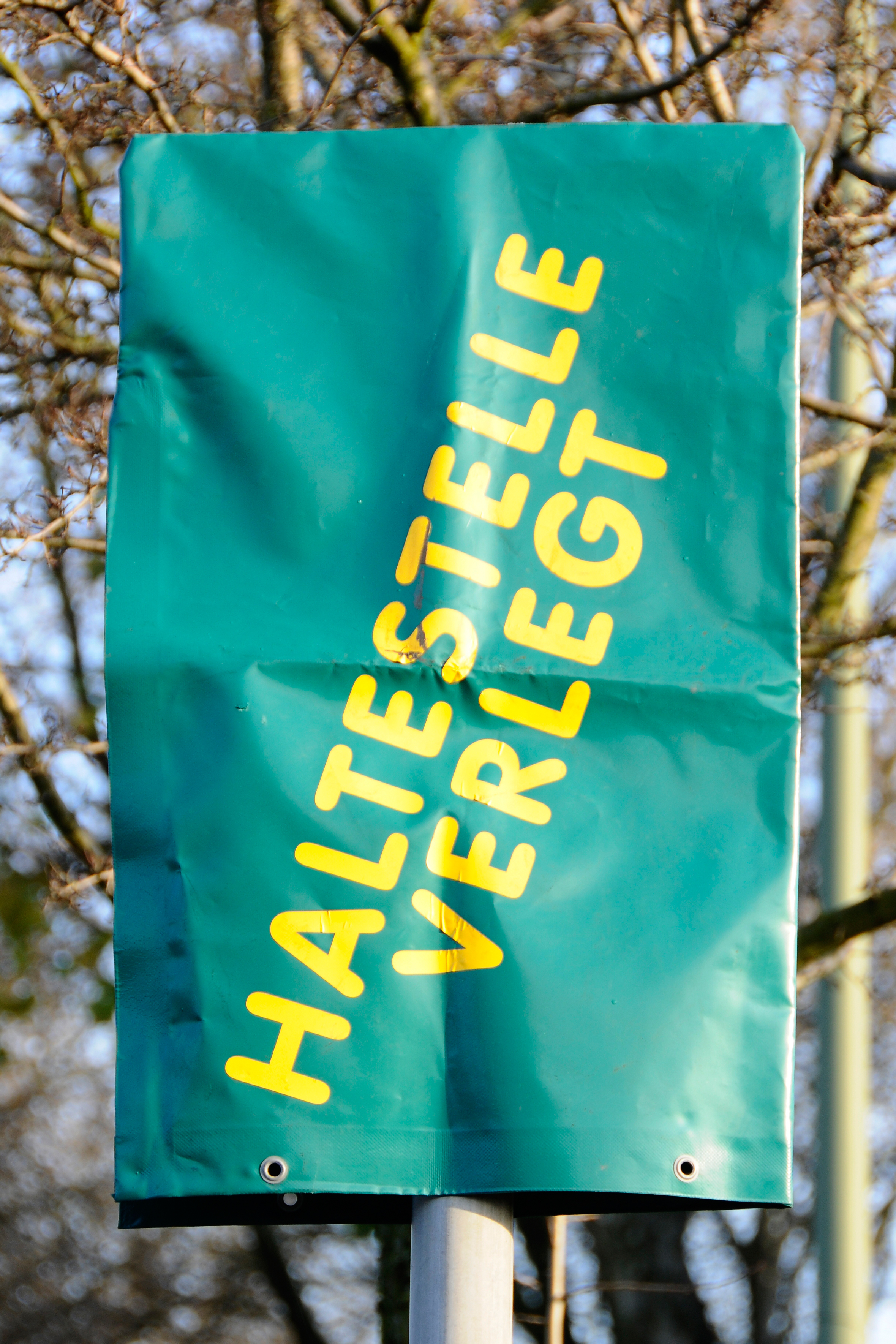 Rund um die Karnevalszüge in Hamborn/Marxloh, Neumühl und Stadtmitte müssen DVG Linien verlegt werden.