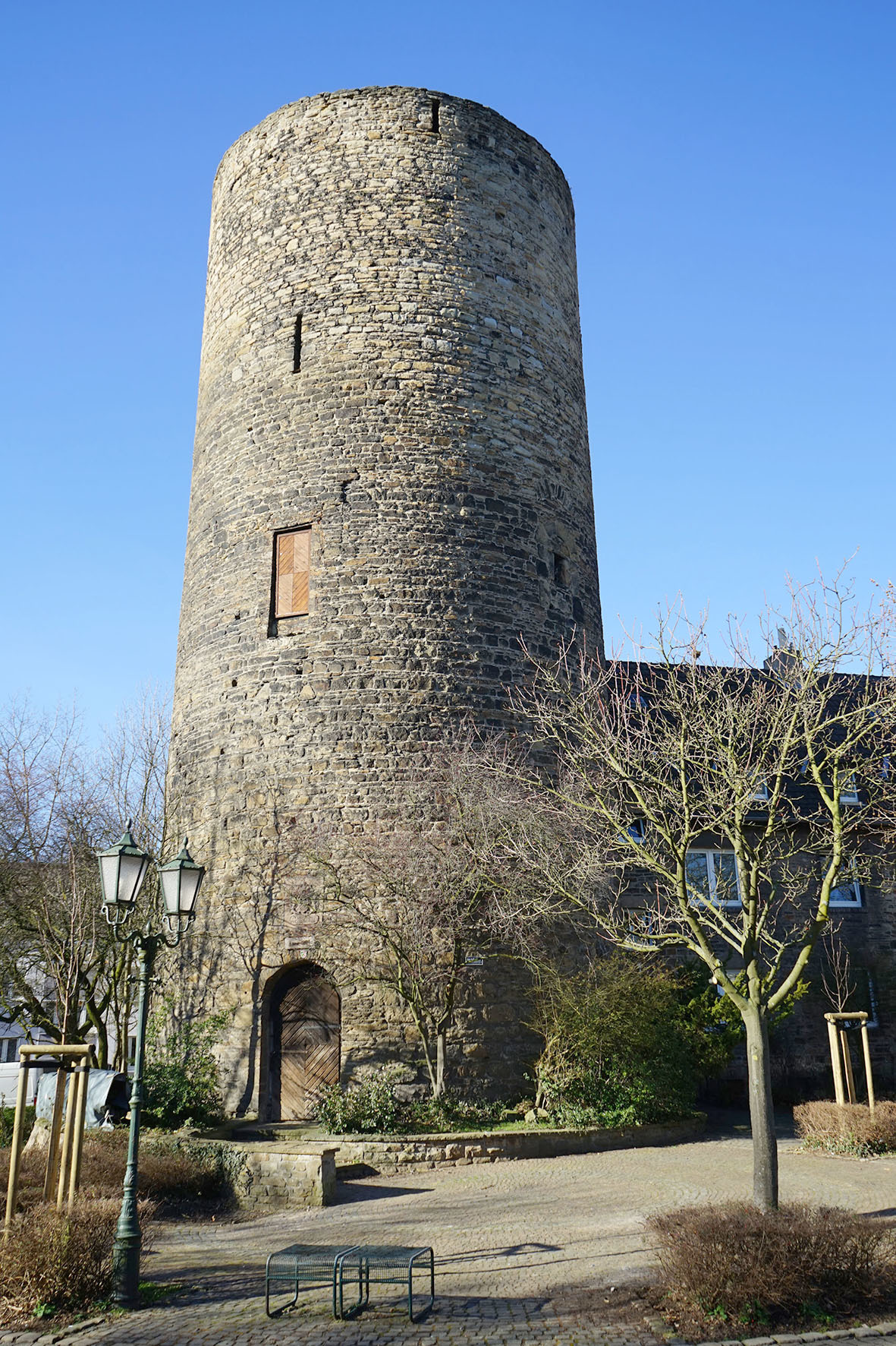 Die Burgruine in der Freiheit in Alt-Wetter ist einer der Spielorte der diesjährigen Extraschicht. Im Turm der Burg stand die erste Dampfmaschine der Mechanischen Werkstätte von Friedrich Harkort.