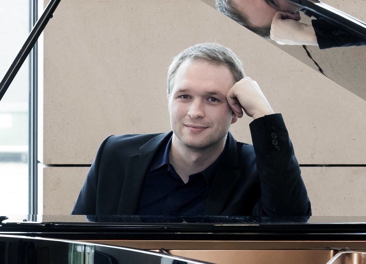 Pianist Helge Aurich.