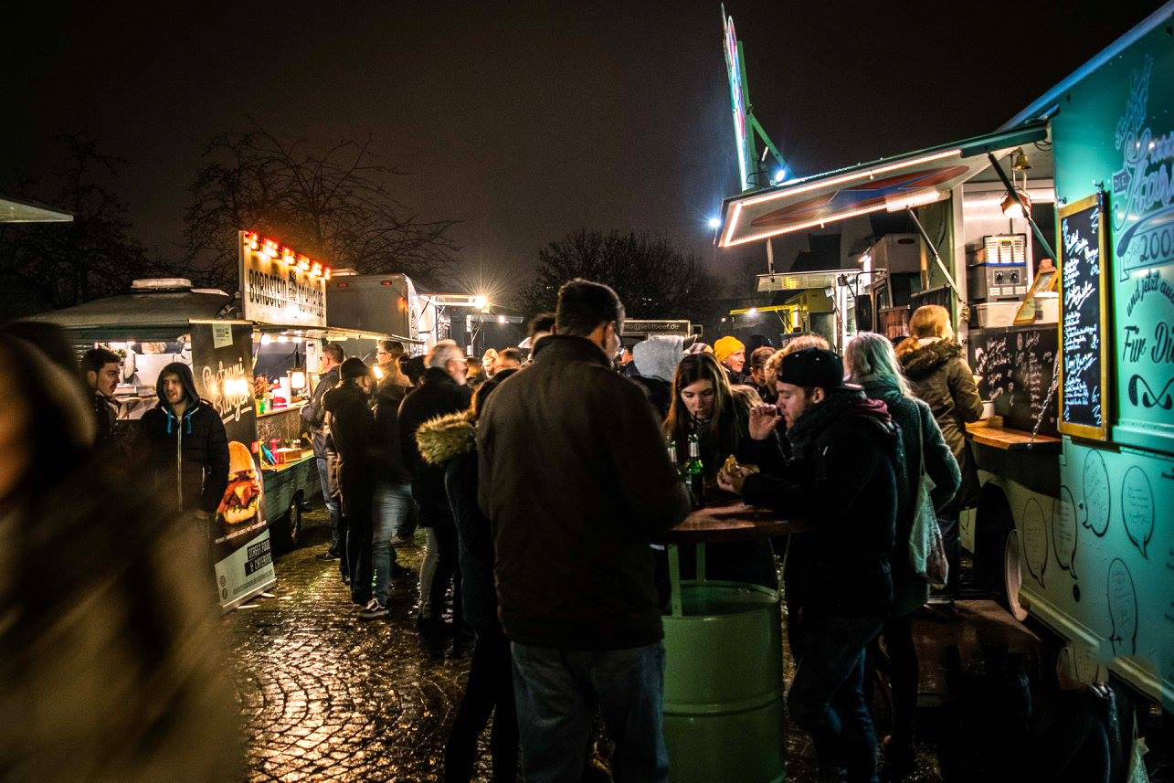 Streetfood lockt am Wochenende auf dem Platz am U.