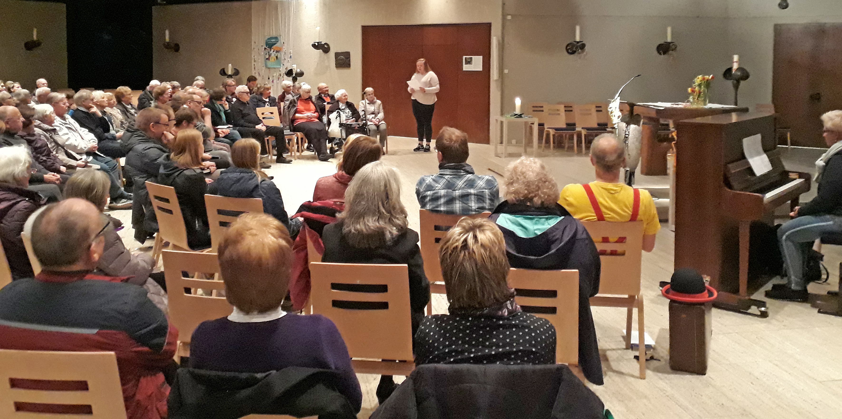 In der Franziskus-Kirche in Scharnhorst-Ost fand die Premiere dieses besonderen Gottesdienstes statt.