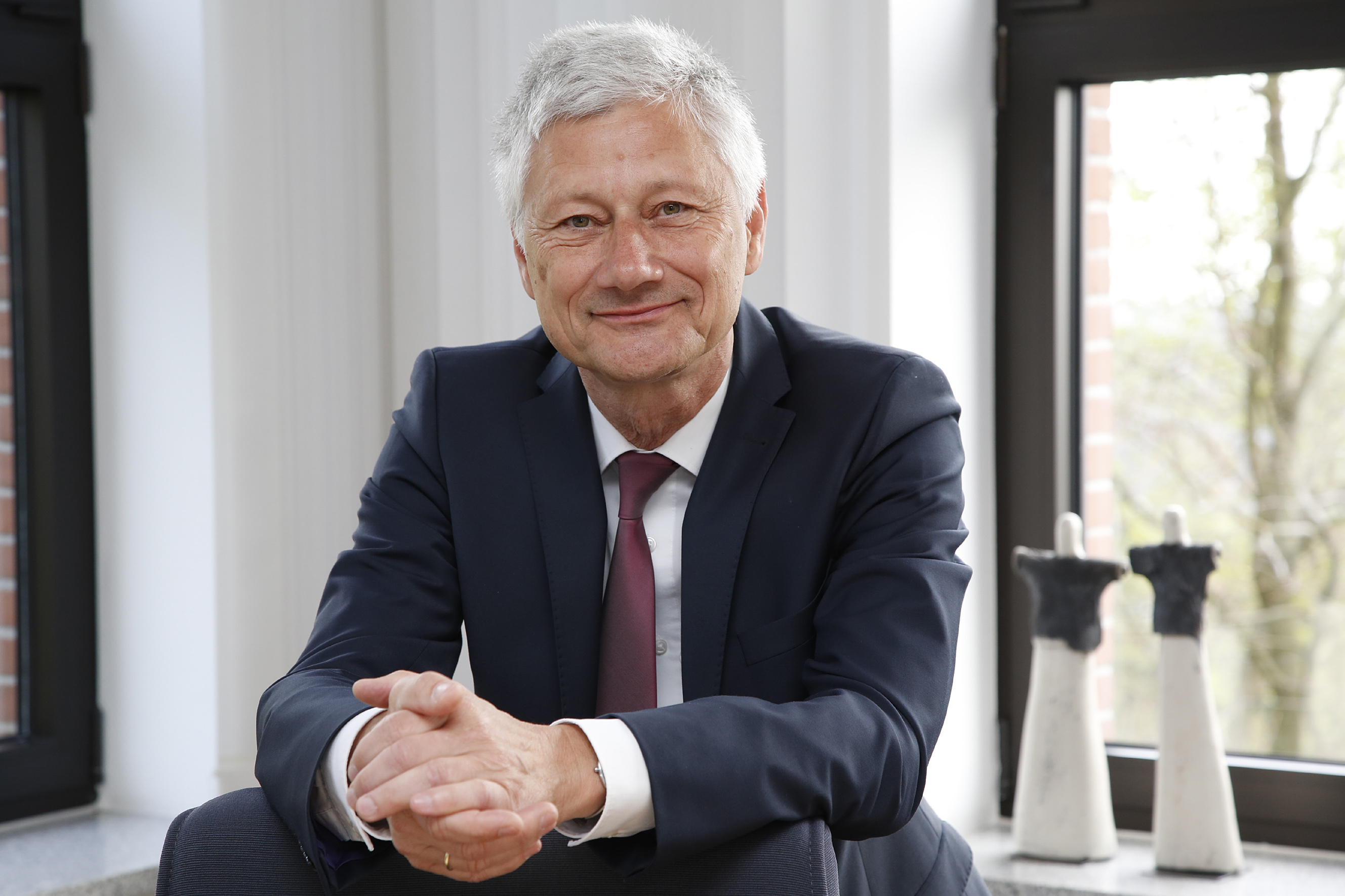 Der Kreis Kleve schafft Platz für mehr Kita-Kinder. Landrat Wolfgang Spreen (Foto) dankt allen Trägern der freien Jugendhilfe für das Engagement in gemeinsamer Sache. Der Jugendhilfeausschuss beschloss nun einstimmig den neuen Bedarfsplan 2019-2024.