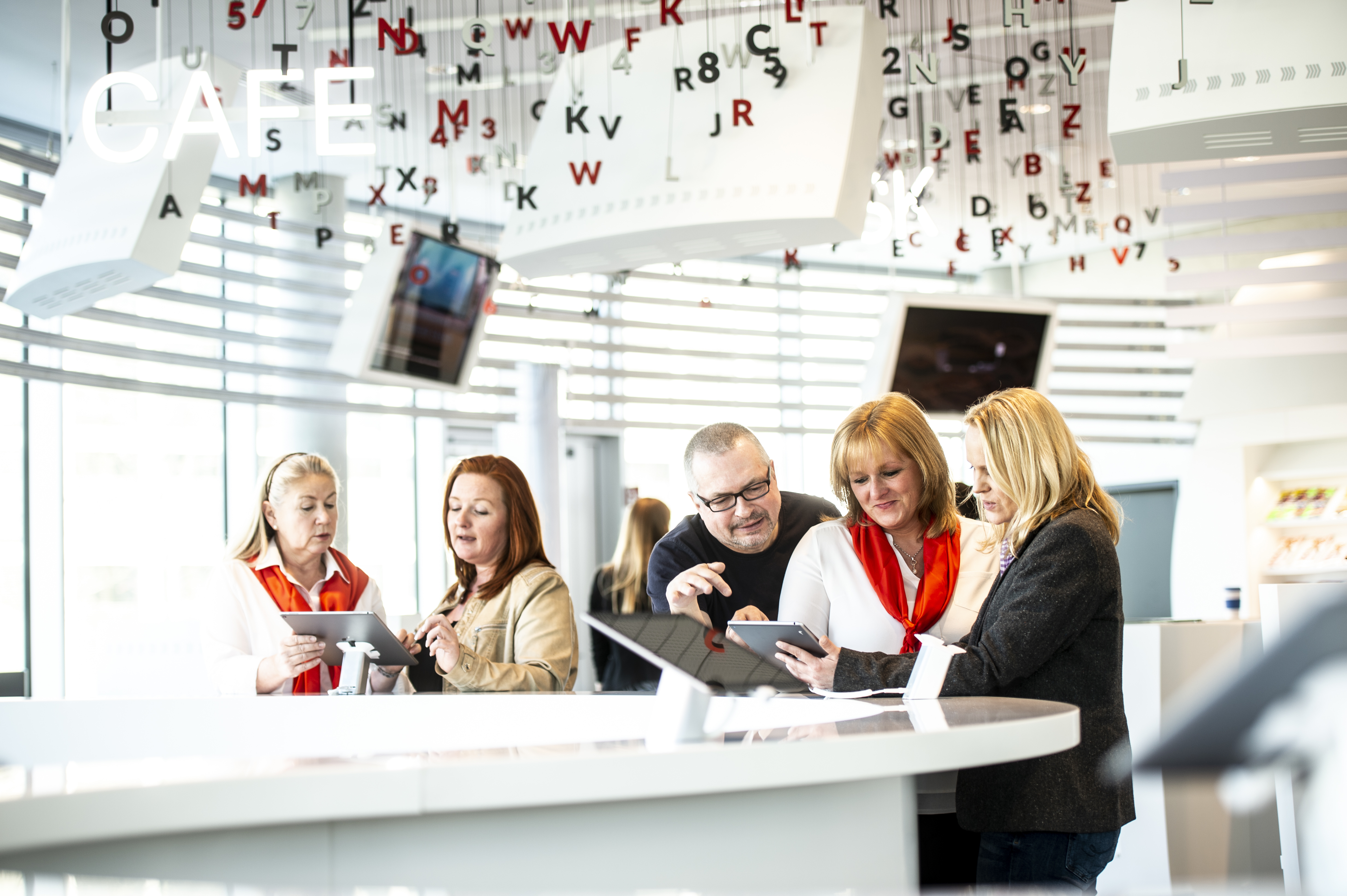 Hell, modern und freundlich. So präsentiert sich der neue FUNKE Kiosk. Foto: FUNKE Mediengruppe