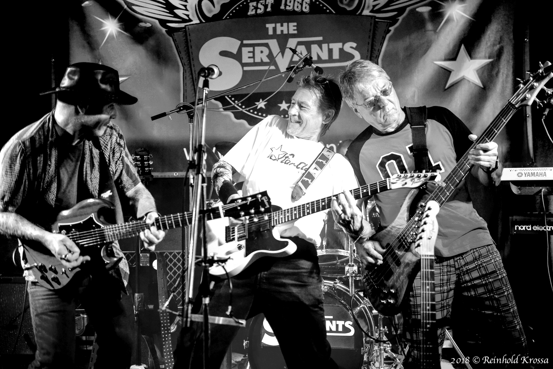 Freuen sich auf einen besonderen Auftritt - die Musiker der Gelsenkirchener Kultband "The Servants"