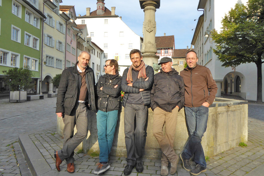 Die Band "Brüno" kommt aus der verbotenen Stadt und bringt Musik aus Paris, der Stadt der Liebe, mit.