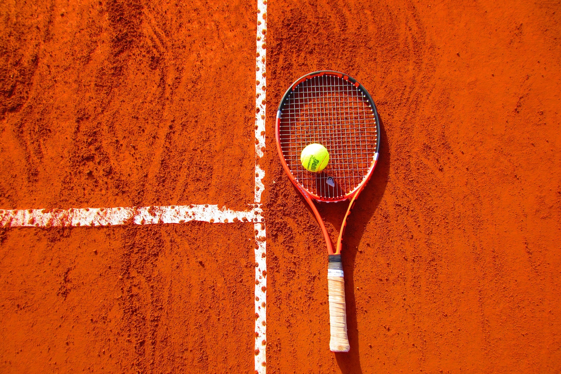Die Schnuppermitgliedschaft und das kostenloses Schnuppertraining des TC Grün-Weiß Langenfeld kommt bei Tennis-Interessierten prima an.