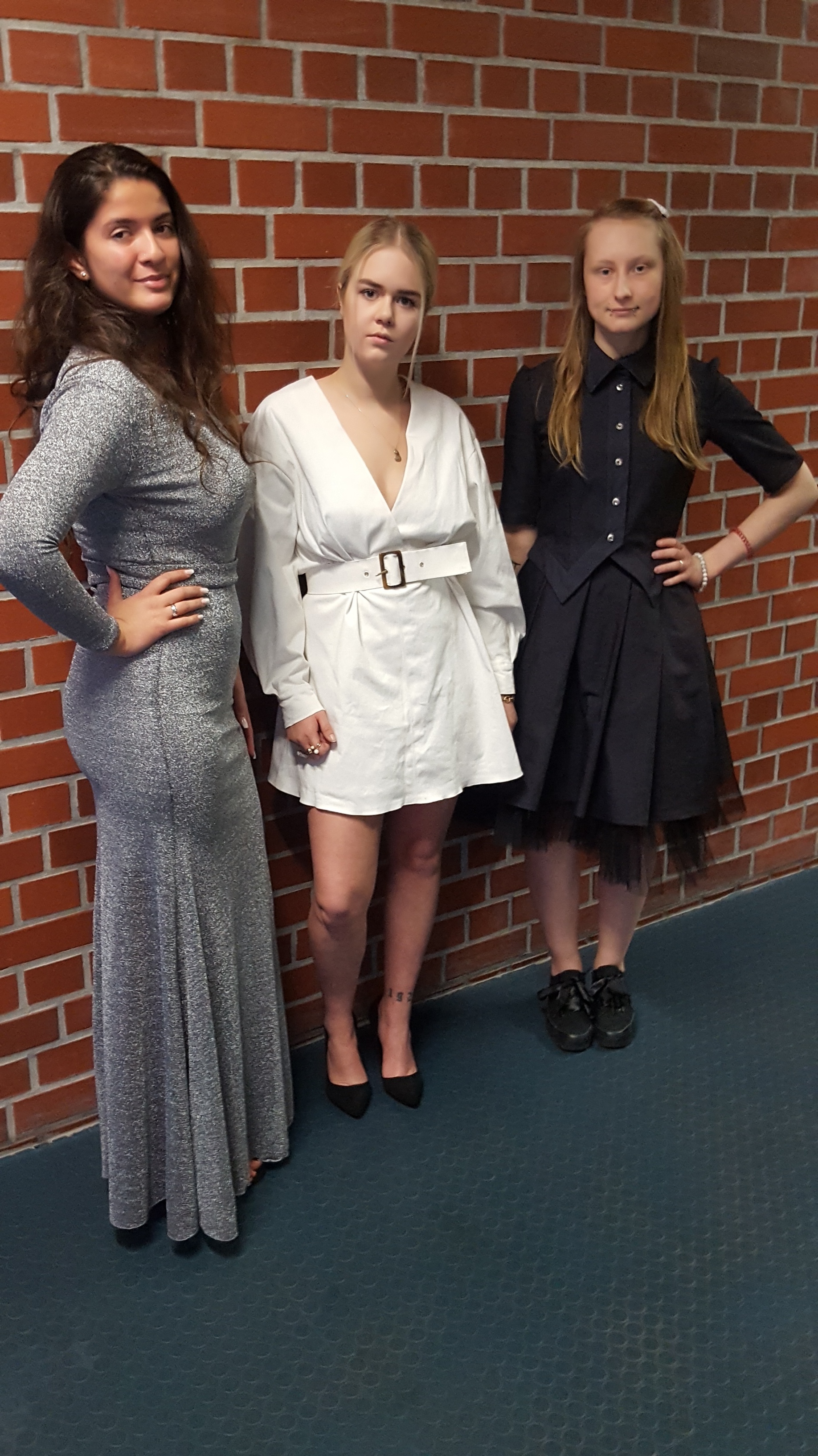 Stellen Mode aus dem Sauerland vor: (v. l.) Meliha Söyleriz, Theresa Arndt und Stefanie Breier.