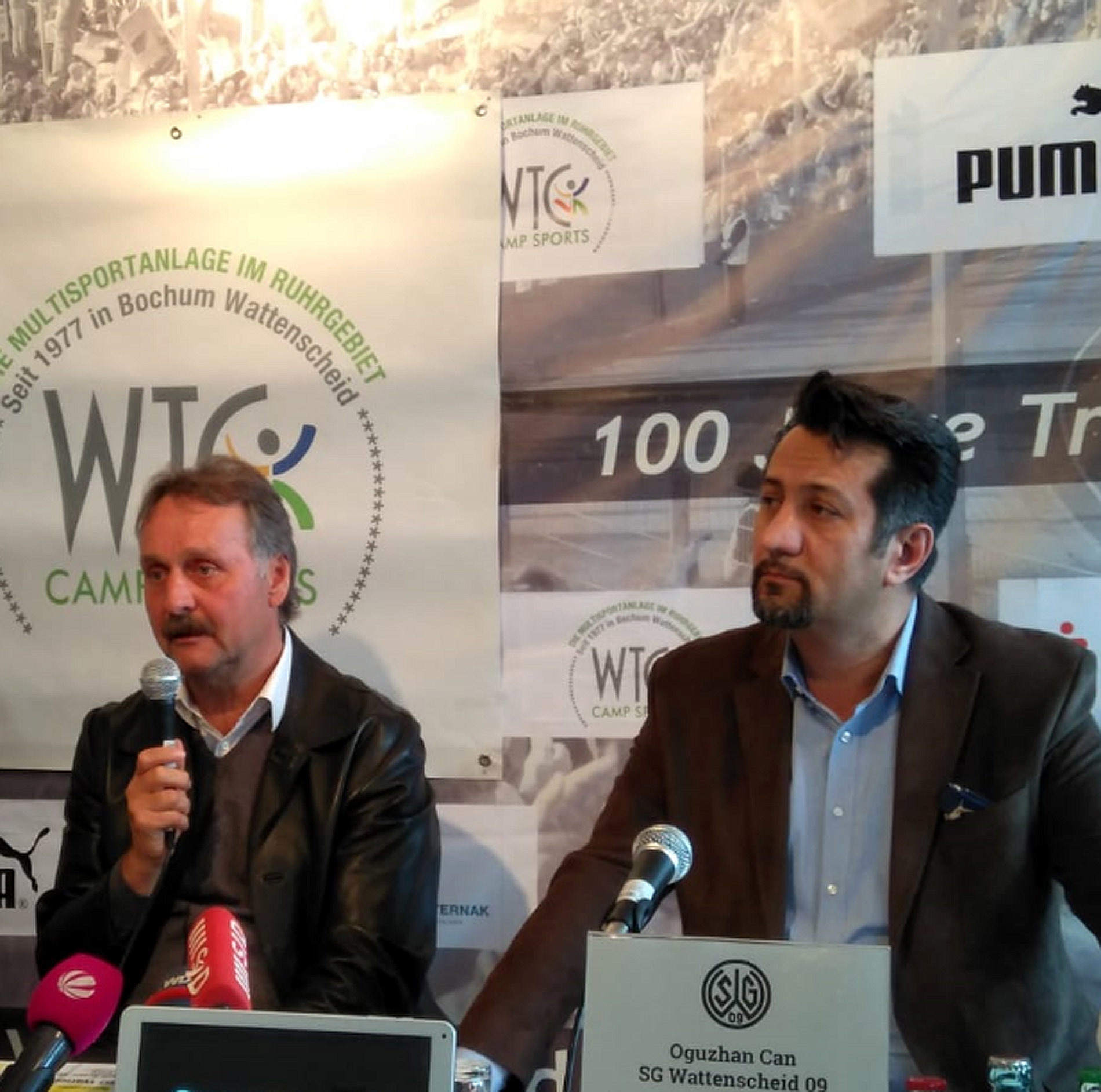 Peter Neururer (links) bei der Vorstellung mit Aufsichtsratschef Oguzhan Can. Foto: Verein