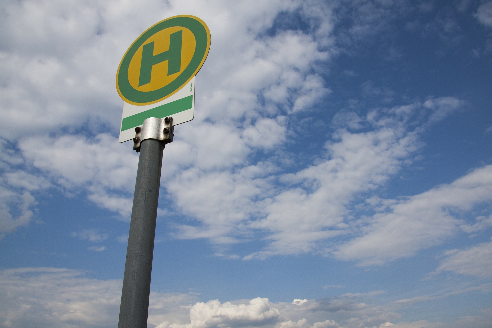 Ab Montag, 18. März, werden auf den Linien 62 und 64 insgesamt drei Fahrten um 10 Minuten vorverlegt.
