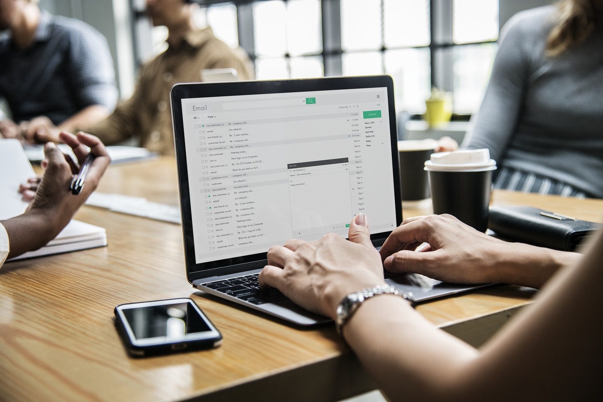 Wie verändert sich die Arbeitswelt im Zuge der Digitalisierung? Wie sieht eine moderne Arbeitswelt aus, die Leistung anerkennt, Sicherheit gibt und Chancen schafft? Wie können neue Jobchancen geschaffen werden? Welche Infrastruktur ist dafür notwendig? Diese Fragen werden am 27. März in Dorsten diskutiert.