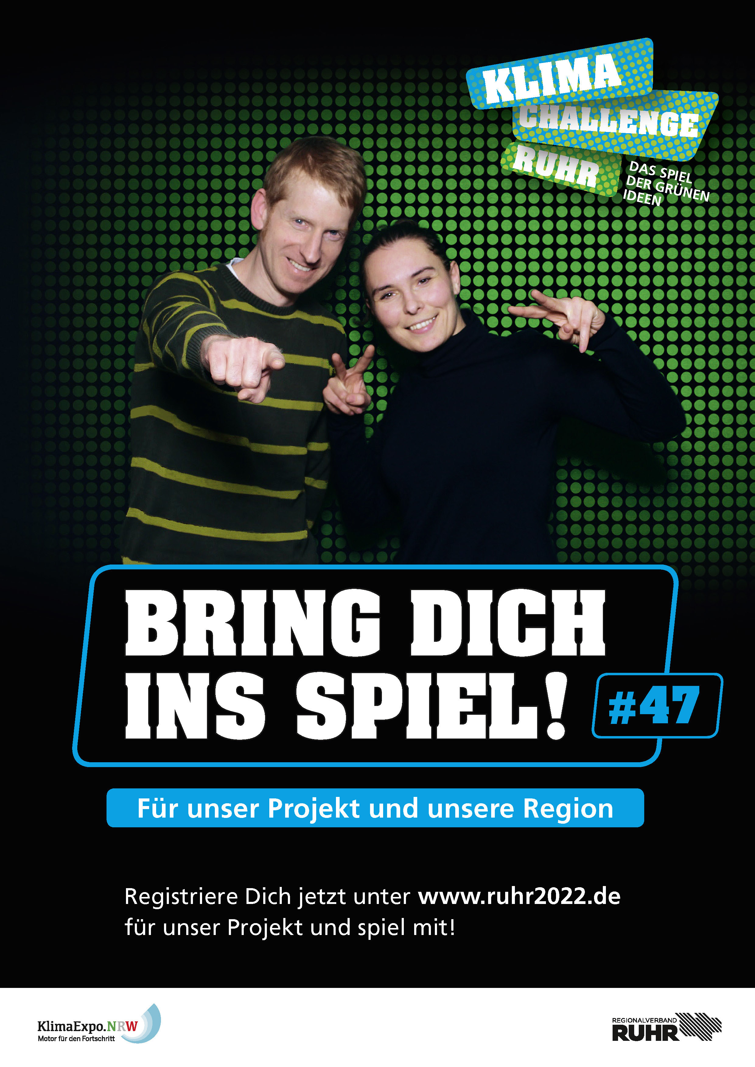 Nico Bredendiek und Anna Martinez Hernandez werben für die Bienen-AG bei der Klima Challenge Ruhr um Punkte.