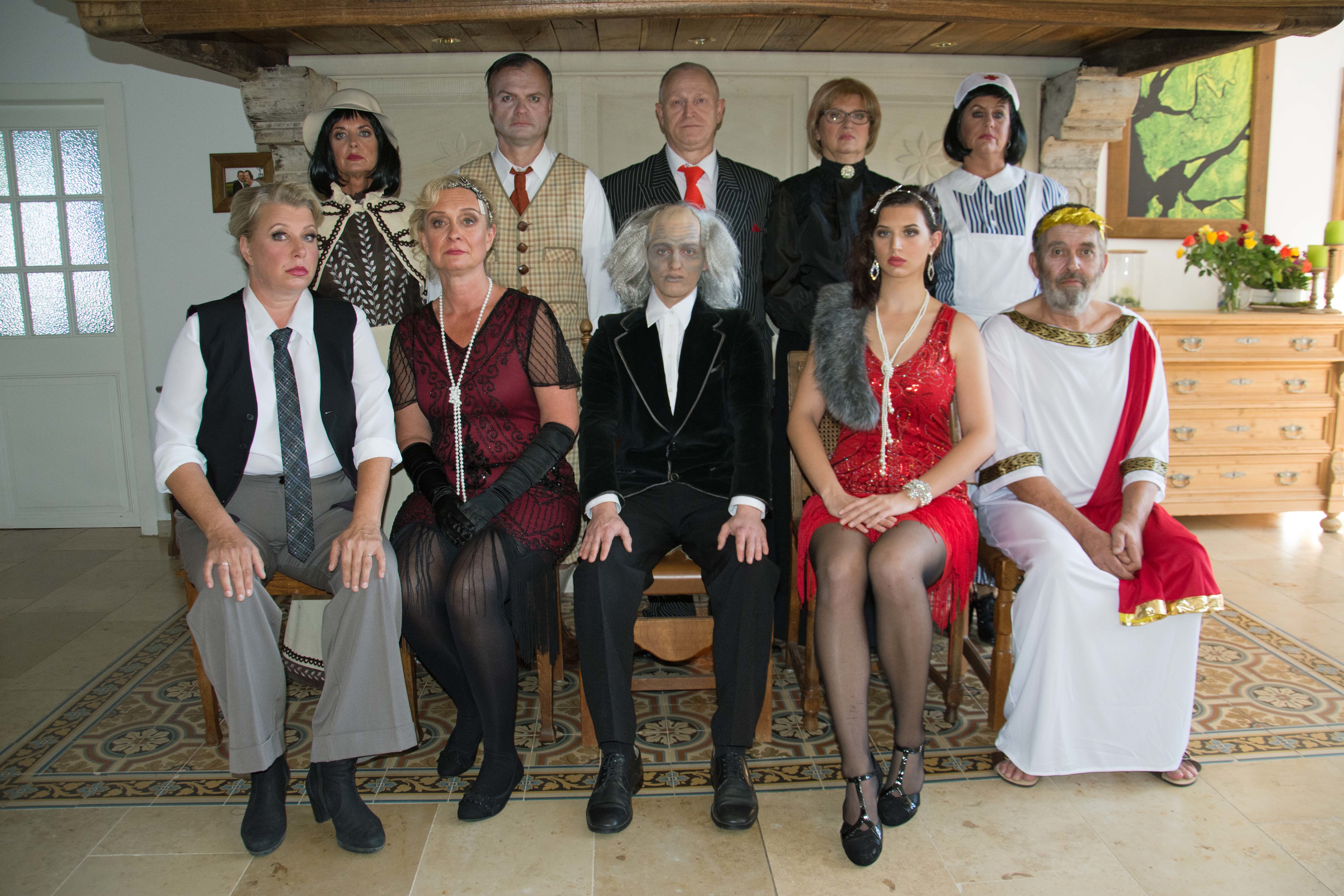 Die Henks sind eine seltsame Familie...