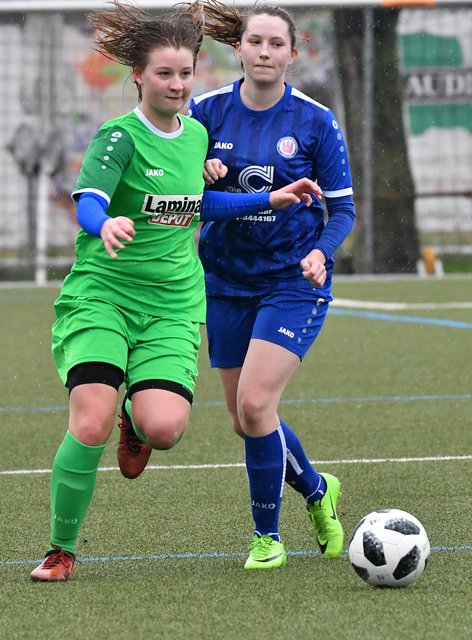 Die Mintarder U17 Mädchen reisen nun zum Spitzenspiel nach Mönchengladbach.
Foto: Bangert