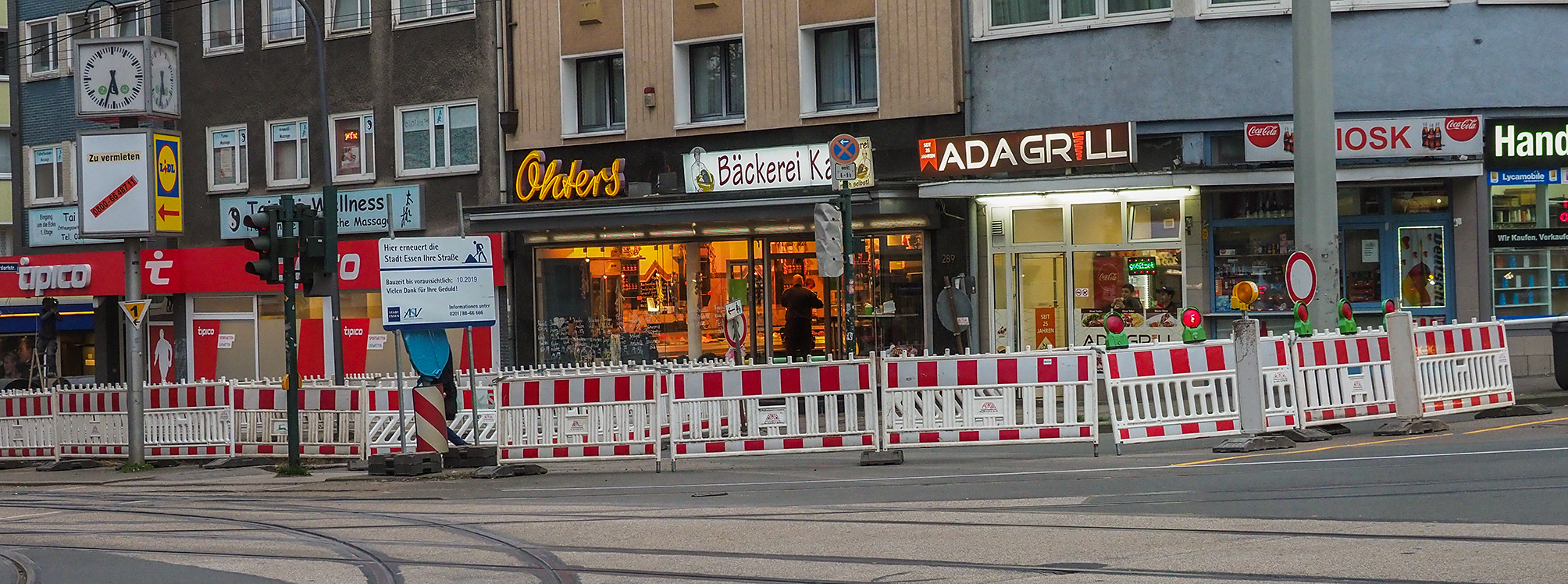 Nichts geht mehr. Die Altendorfer Straße ist einmal mehr zur Baustelle geworden.