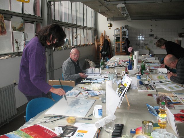 Hier wird fleißig aquarelliert.