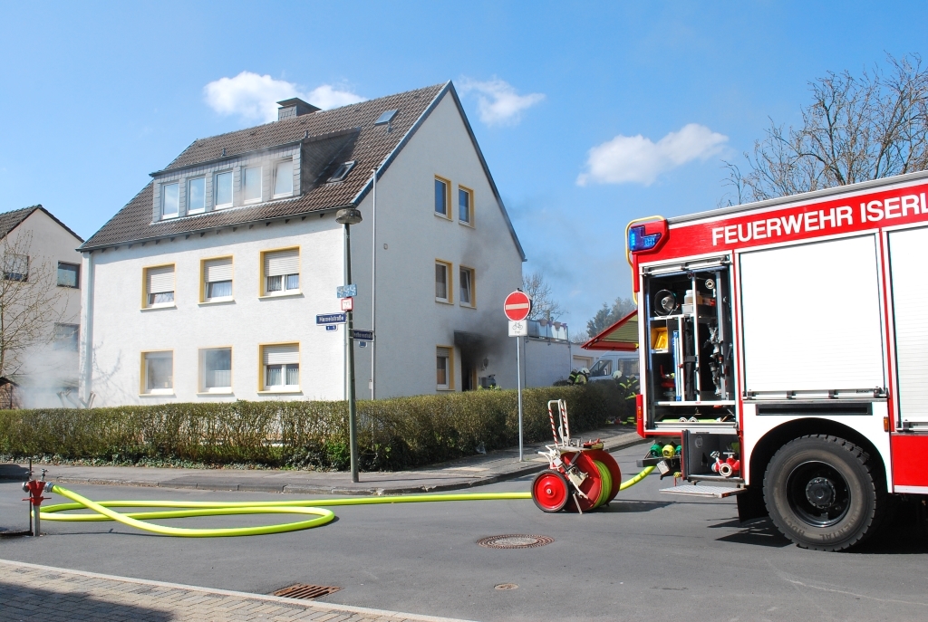 In der Iserlohner Beethovenstraße brannte eine private Sauna im Keller. Foto: Feuerwehr Iserlohn